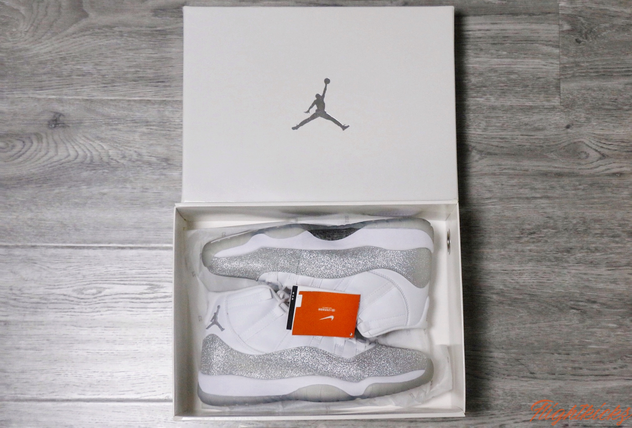 Air Jordan 11 WMNS Metallic Silver 2019(Women)