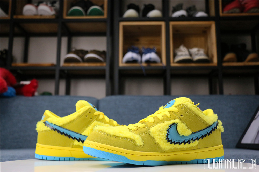 Grateful Dead x Nike SB Dunk Low Yellow
