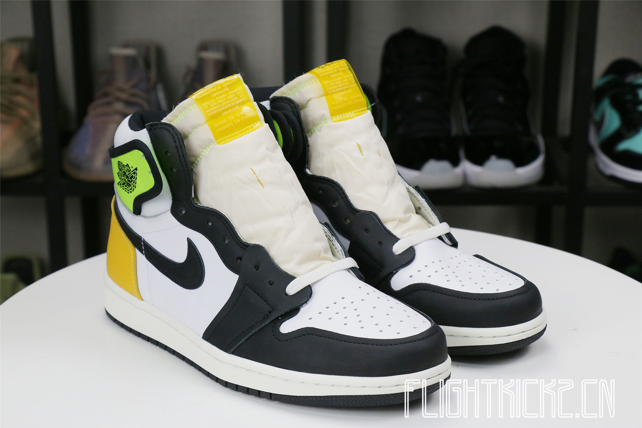 Jordan 1 Retro High White Black Volt University Gold