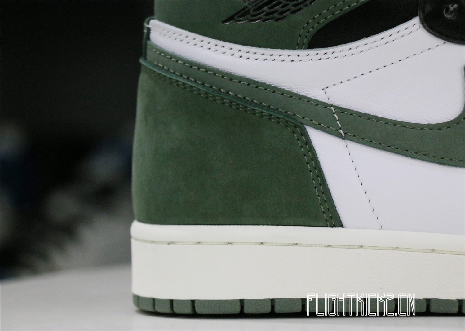 Jordan 1 Retro High Clay Green