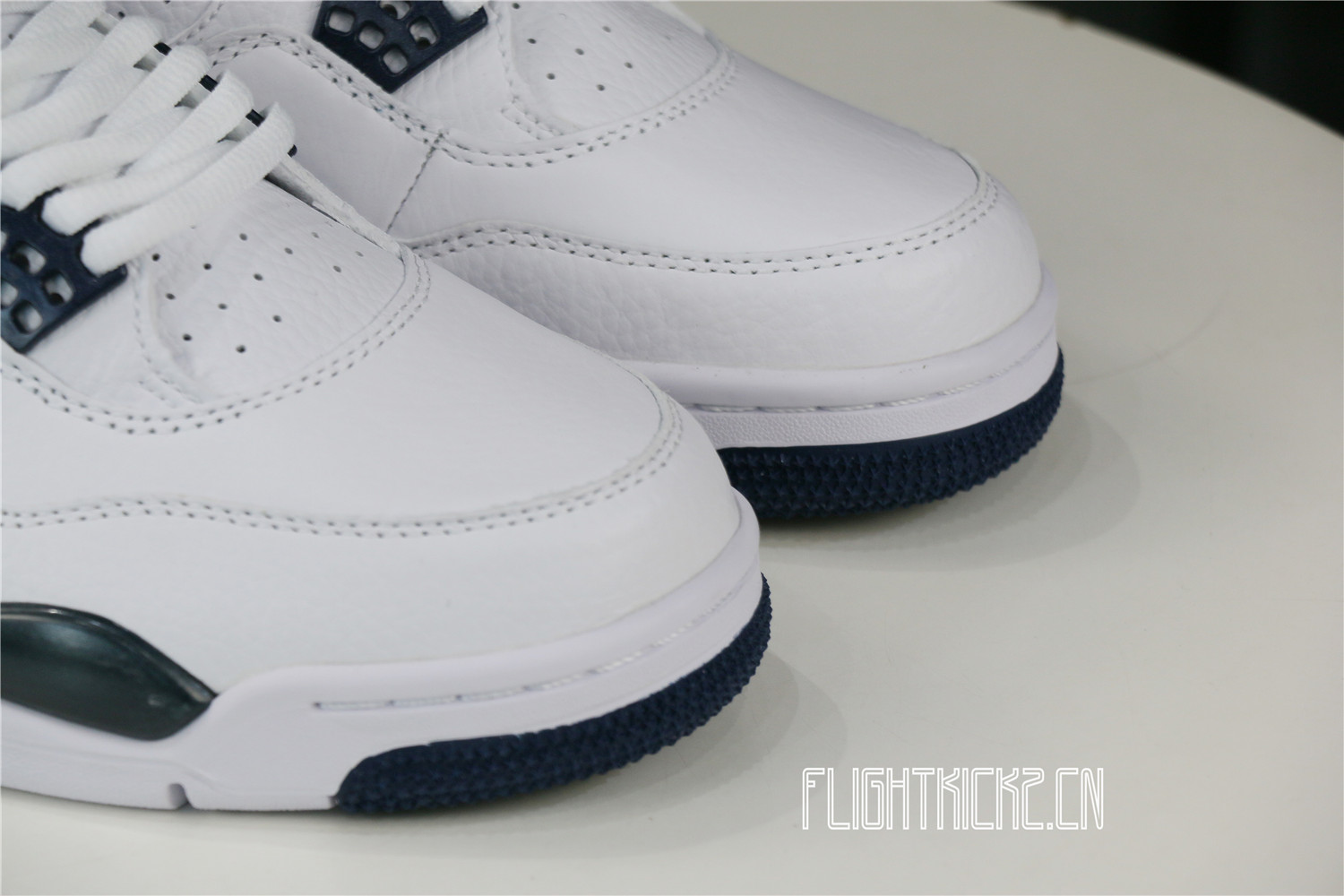 AIR JORDAN 4 RETRO LS ‘LEGEND BLUE’