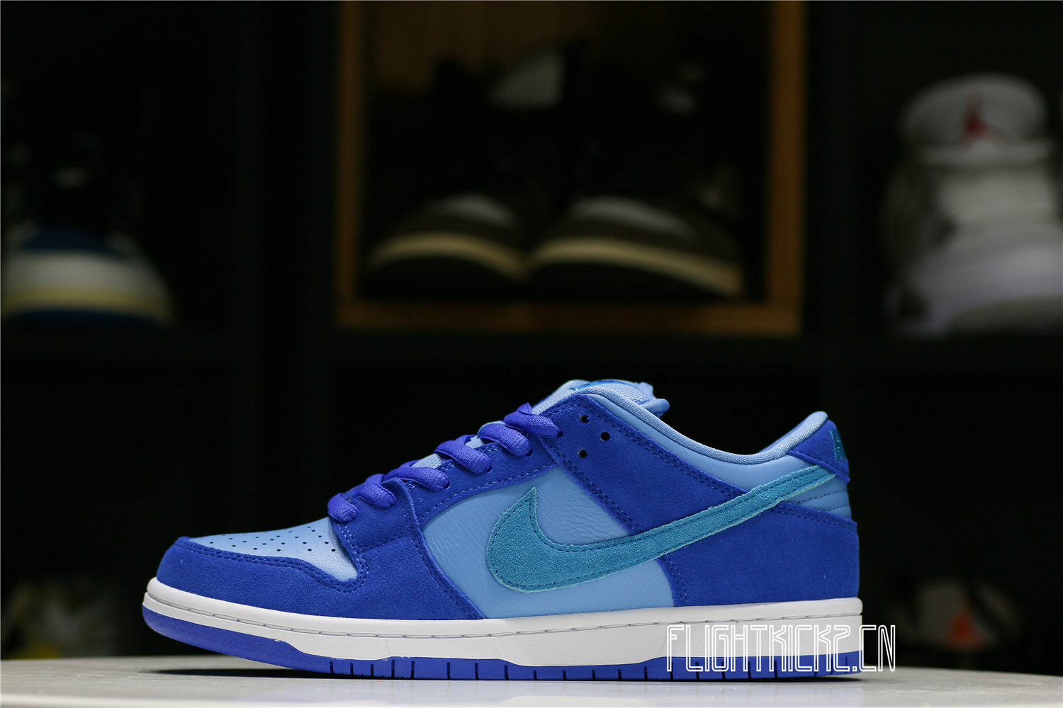 Nike SB Dunk Low Blue Raspberry