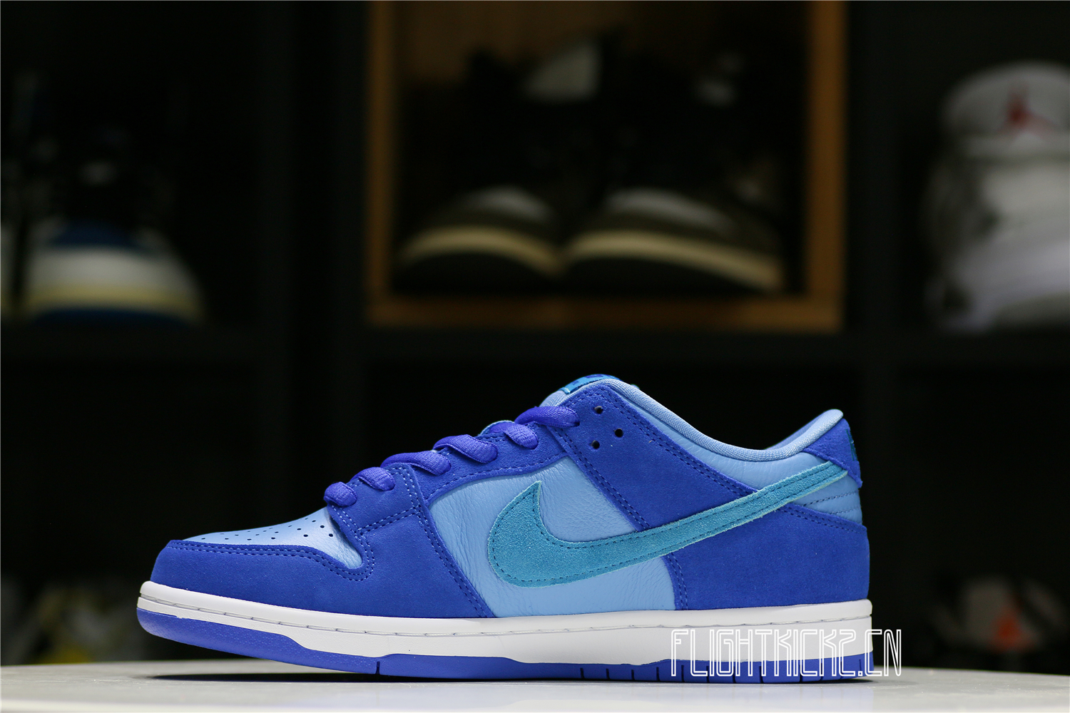 Nike SB Dunk Low Blue Raspberry