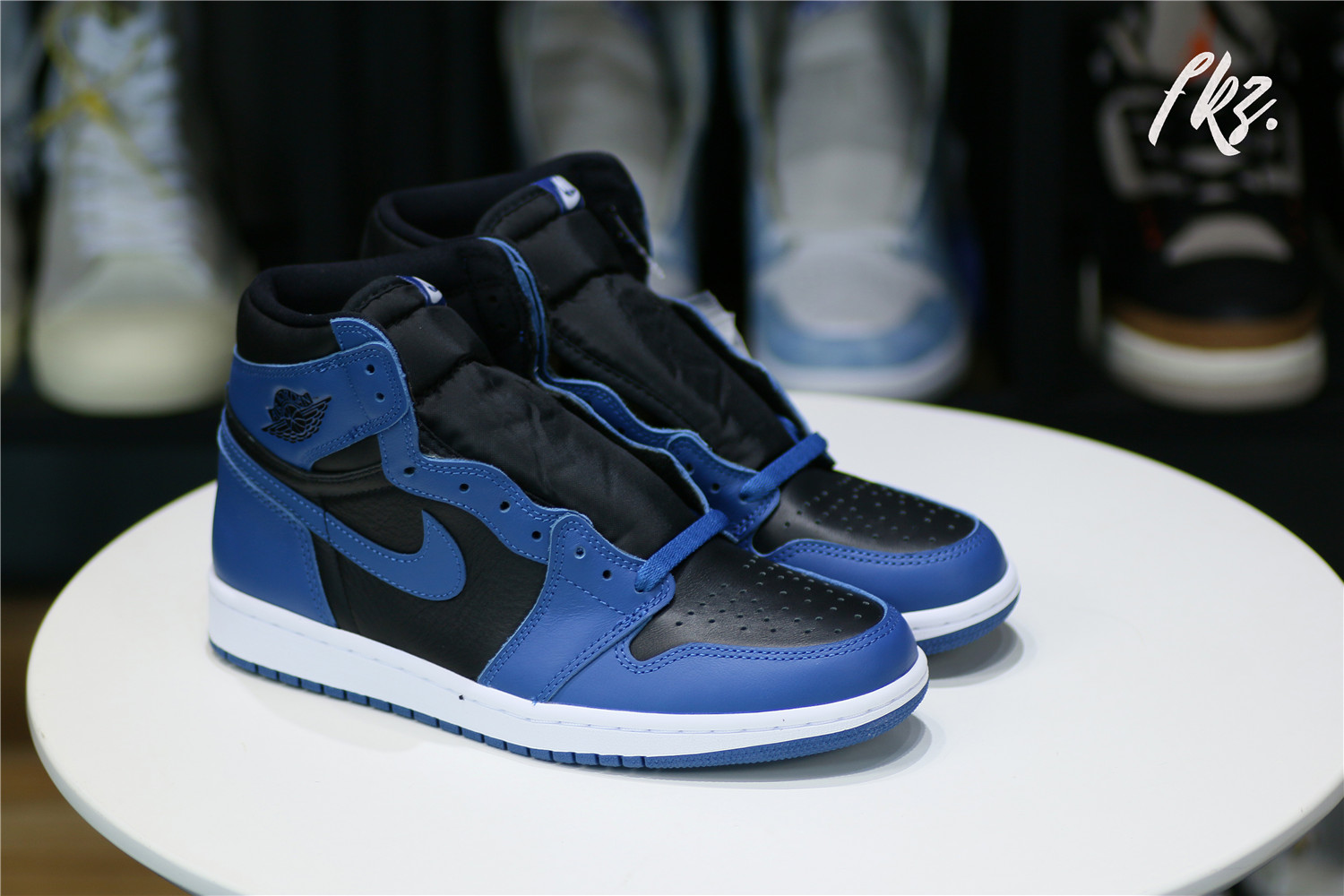 Air Jordan 1 High OG Dark Marina Blue (LN5 A1 Batch)