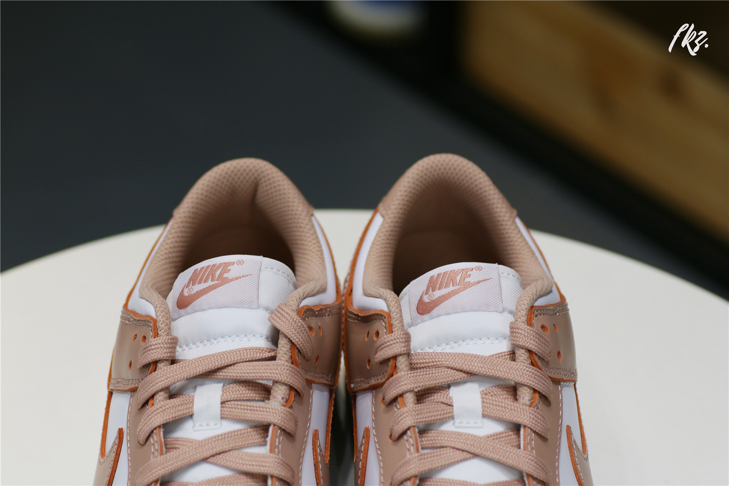 Nike Dunk Low Rose Whisper