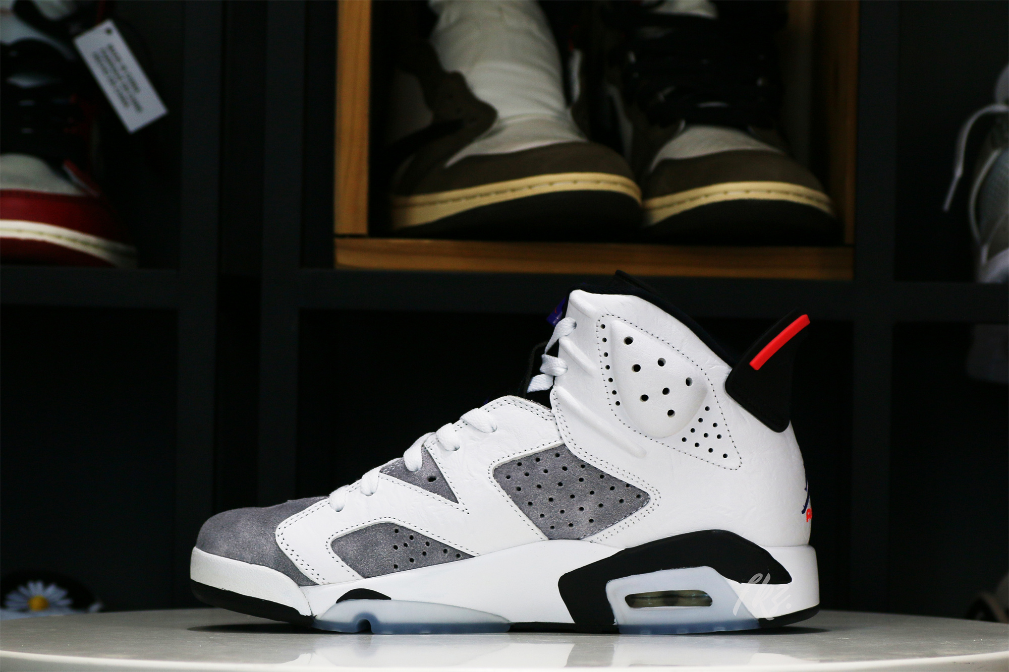 AIR JORDAN 6 RETRO Flight Nostalgia 2022