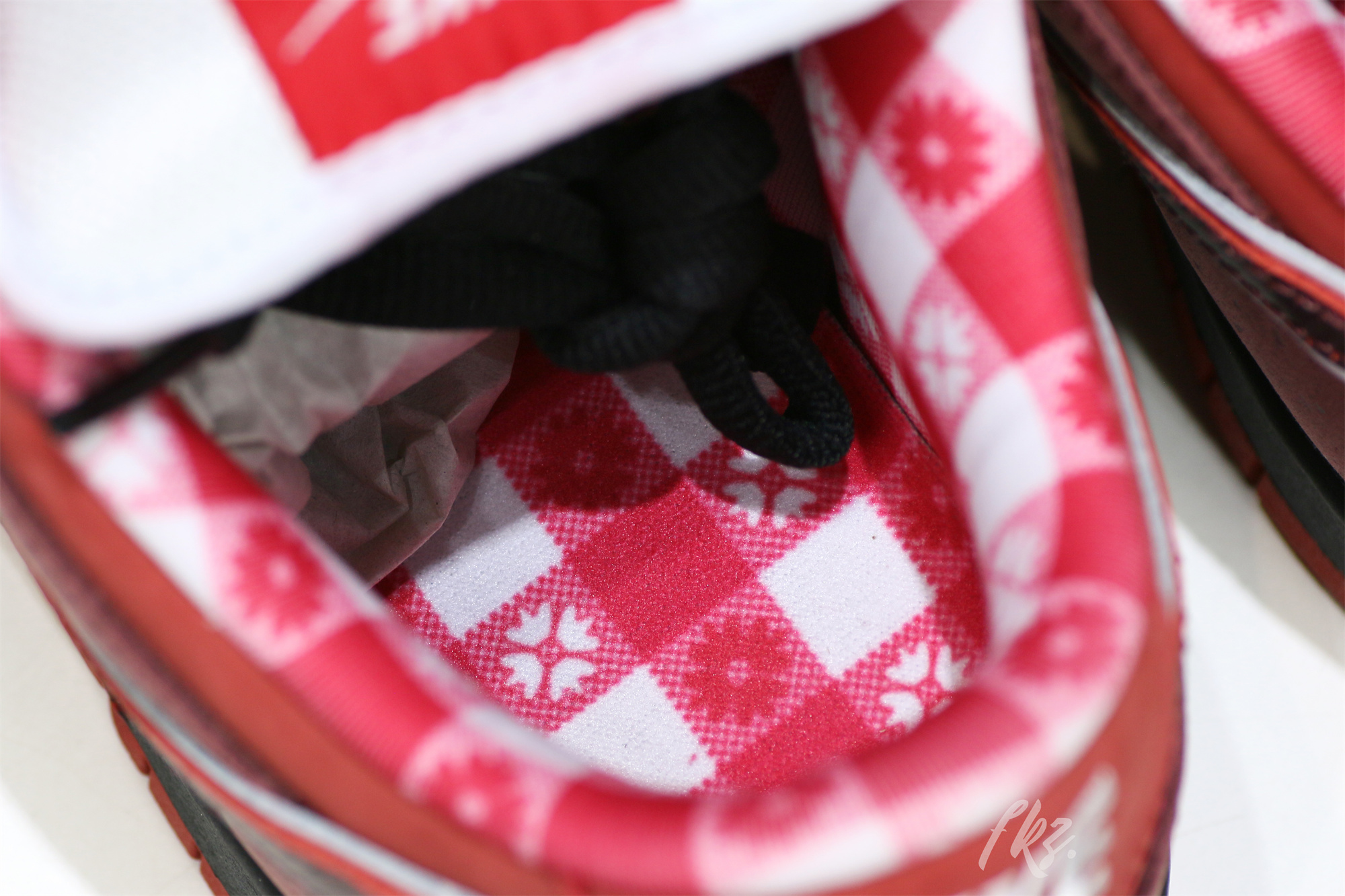 Nike SB Dunk Low Concepts Red Lobster