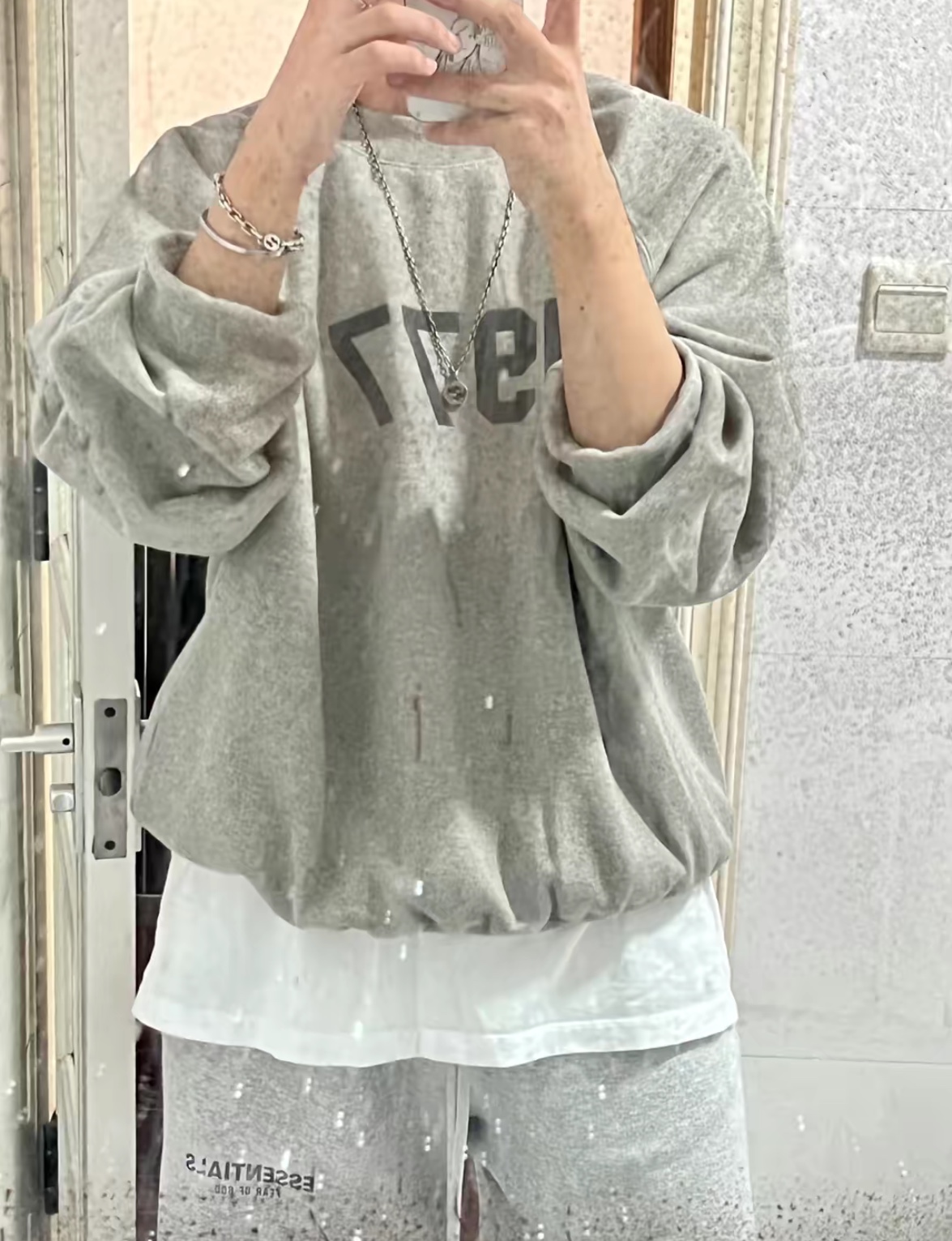 Ess3nt1als F0G 1977 flocking plus fleece sweater