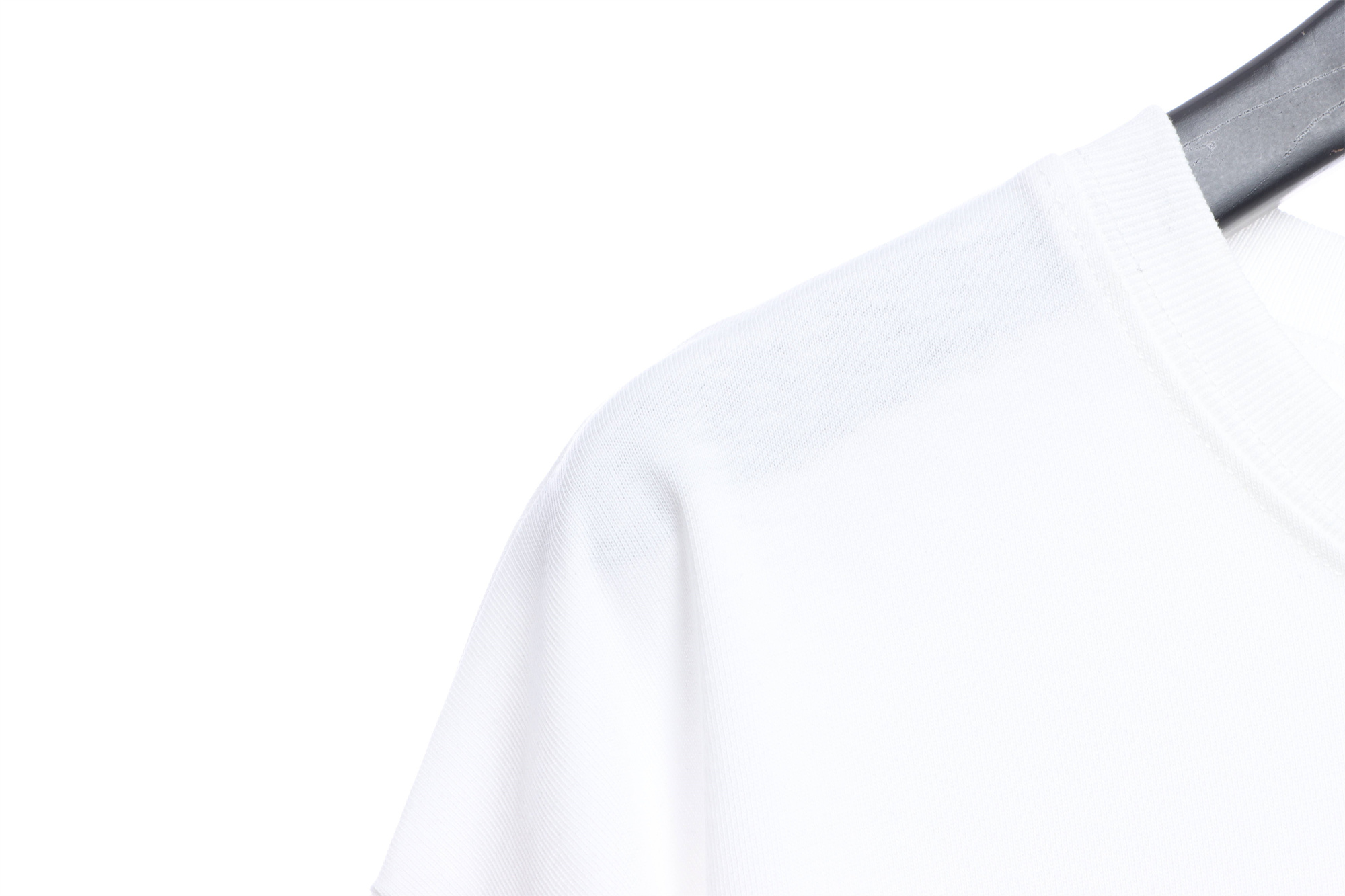 G5C 23SS Chest Flocked Logo Short Sleeve T-Shirt