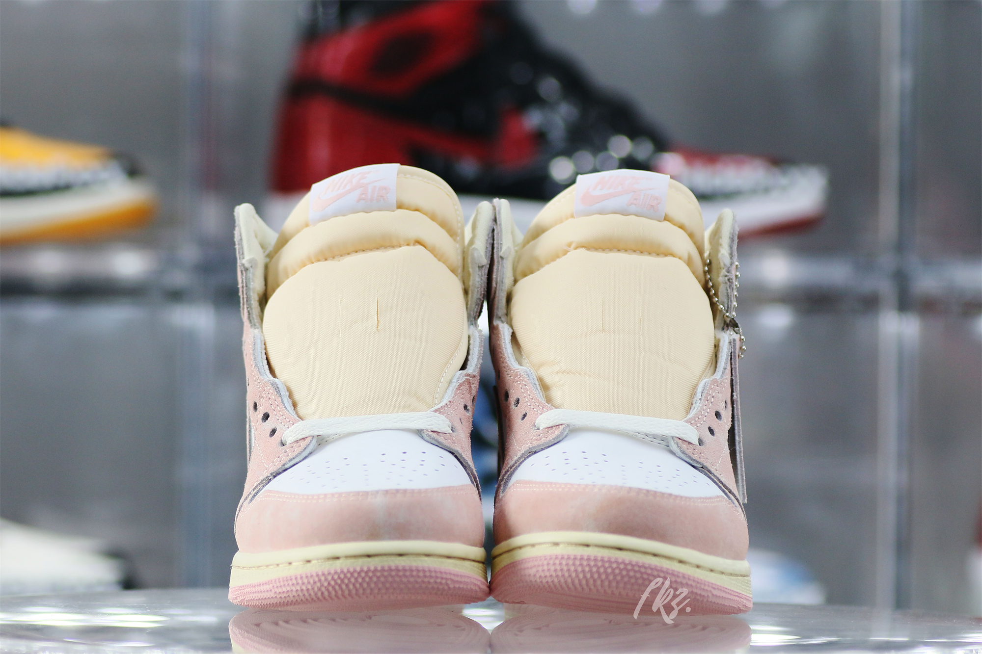 Air Jordan 1 Retro High OG ‘Washed Pink’ Wmns