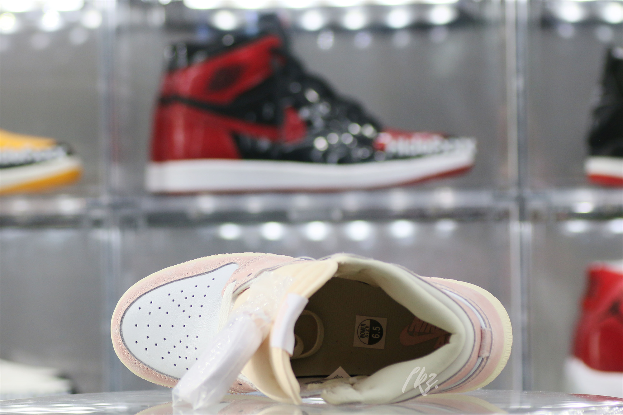 Air Jordan 1 Retro High OG ‘Washed Pink’ Wmns