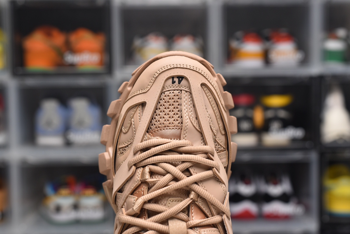 Balenciag* Wmns Track Sneaker ‘Kaki‘’