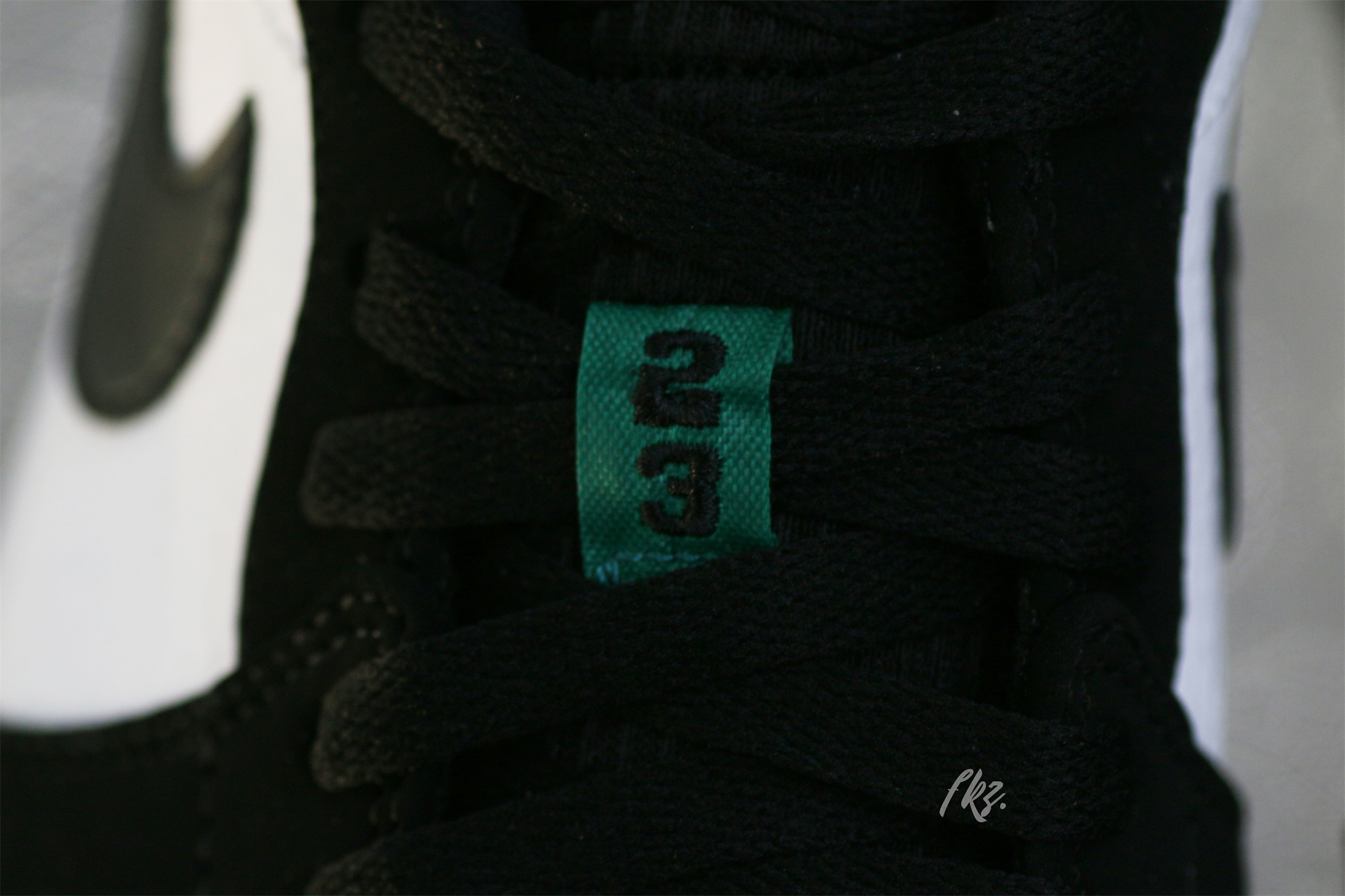 Air Jordan 1 Low Mystic Green 2019