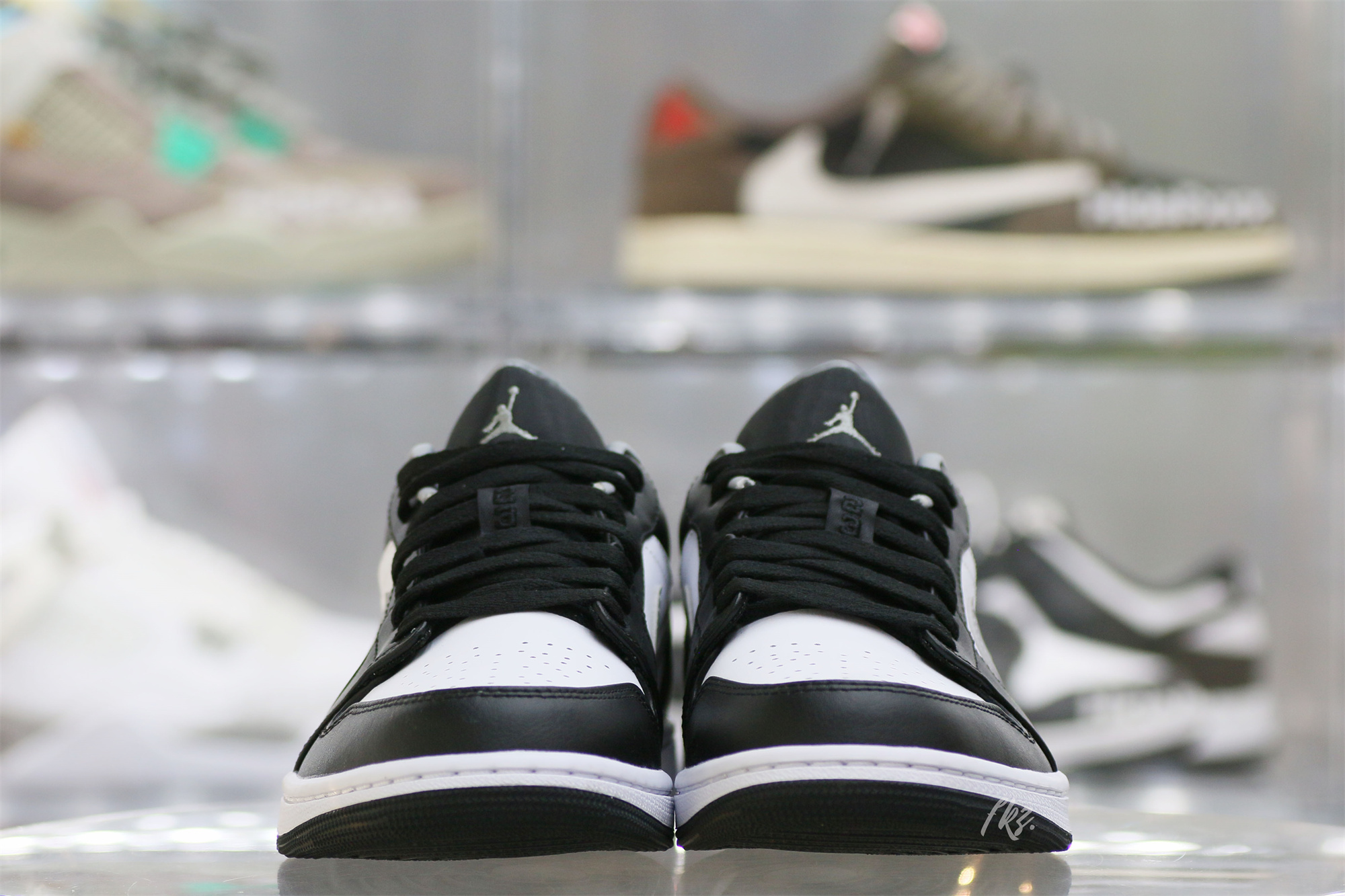 Air Jordan 1 Low Black White Grey