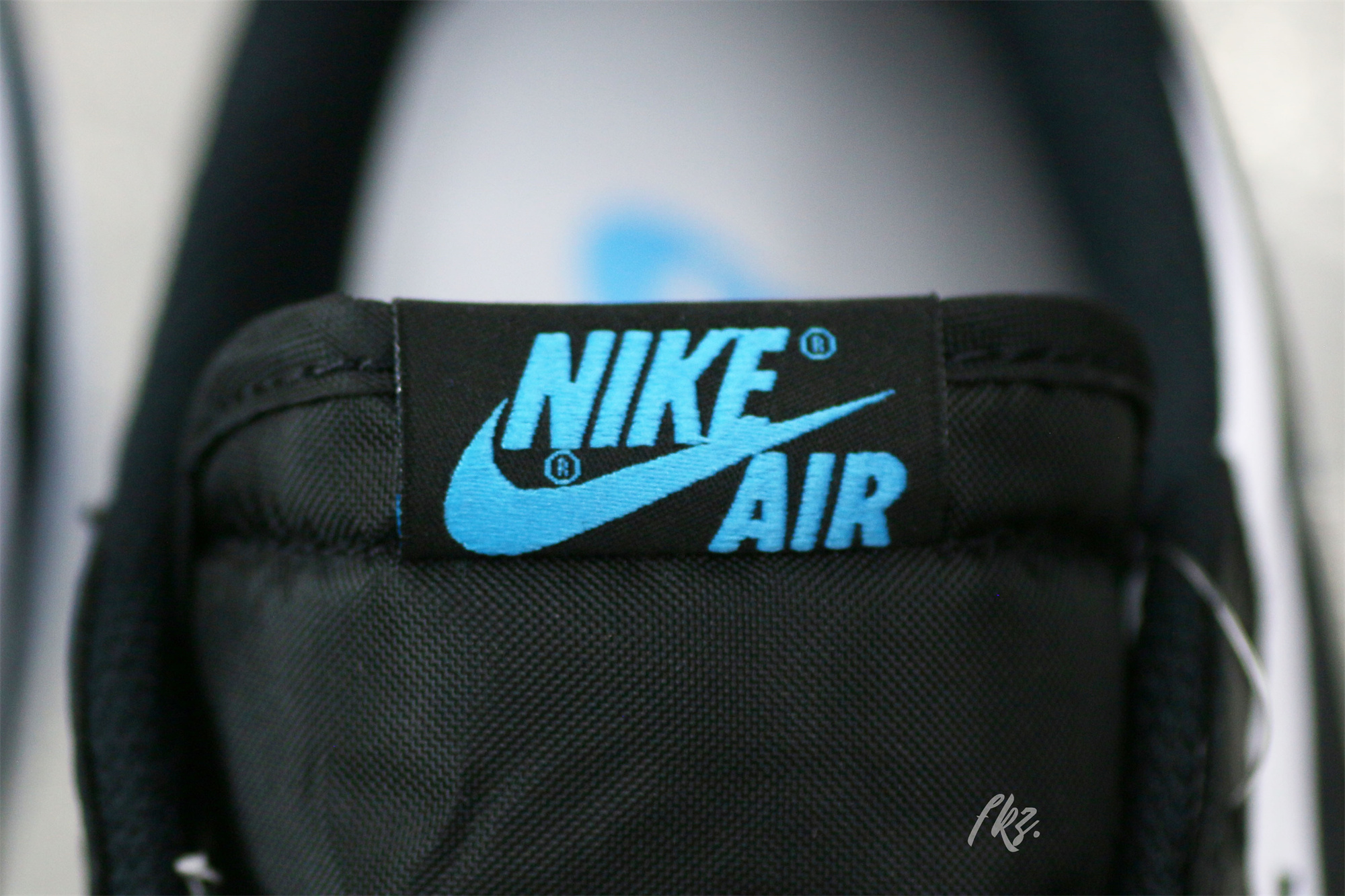 Air Jordan 1 Retro Low OG Black Dark Powder Blue