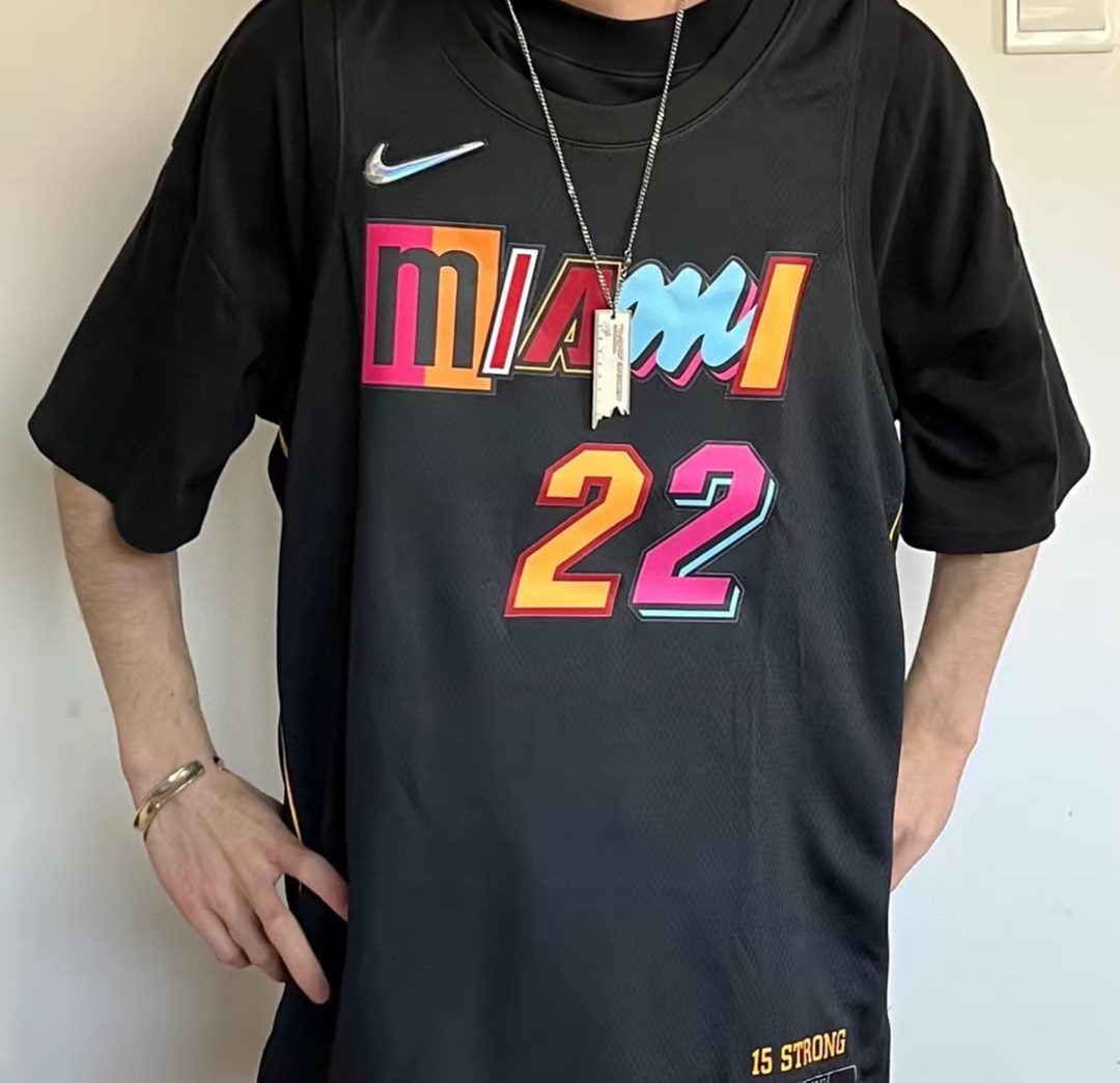 Heat Retro City Edition Wade No. 22 Jersey