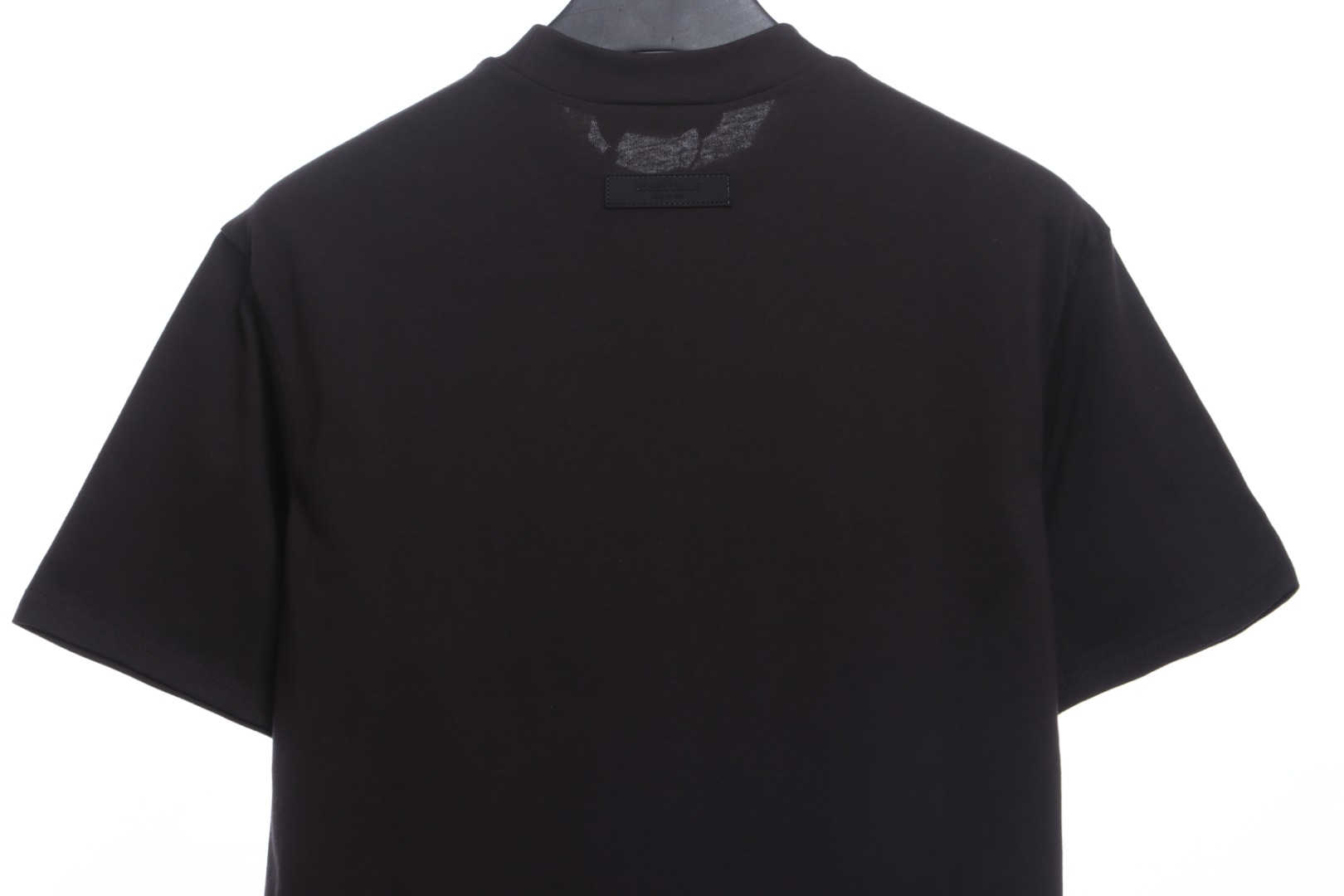 Essenti@ls Double line double row large letter flocking short sleeves