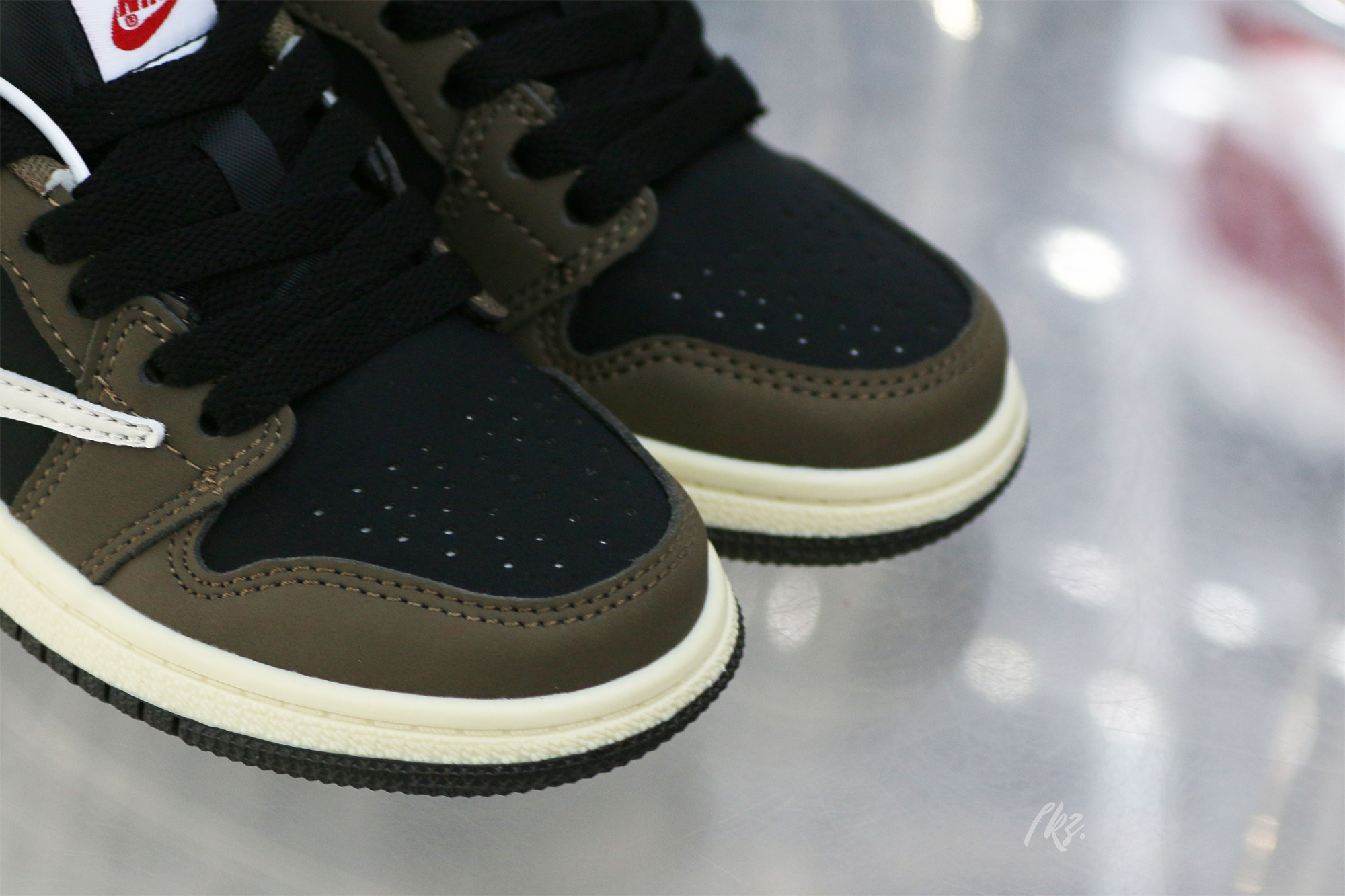 Travis Scott X Air Jordan 1 Low ‘Cactus Jack’ Kid