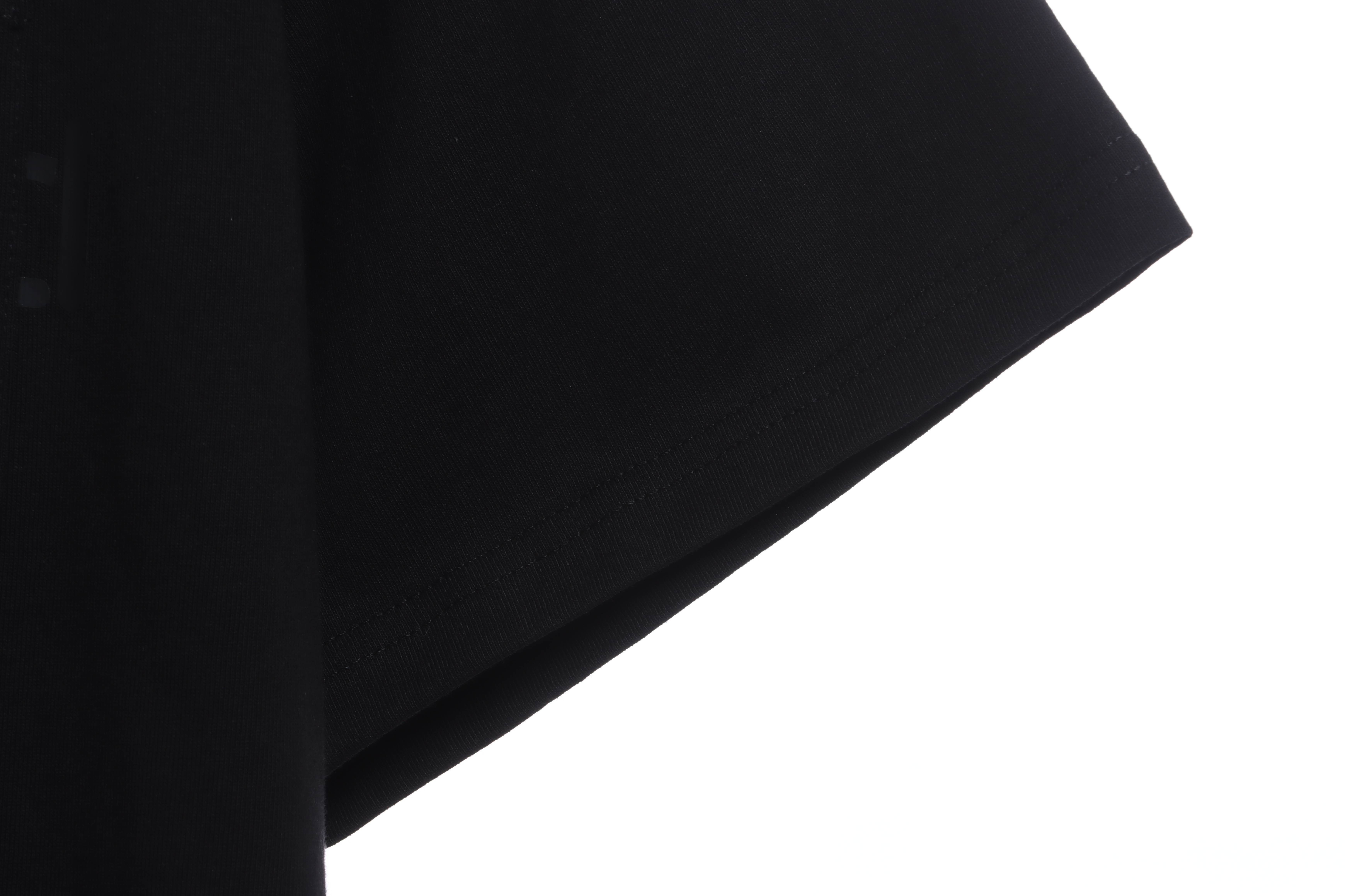 MMJ Kahart co-signed skull short sleeves