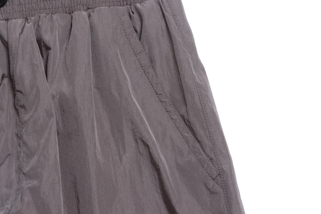 Stone island metal nylon small standard shorts