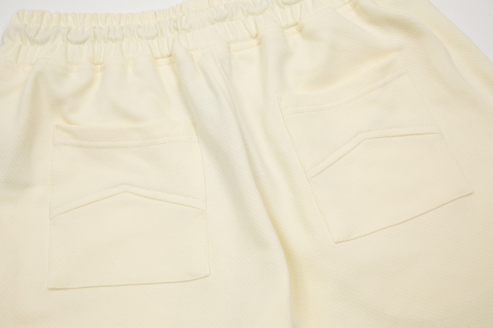 Rhud3 2023ss men’s and women’s classic pearl letter floral shorts