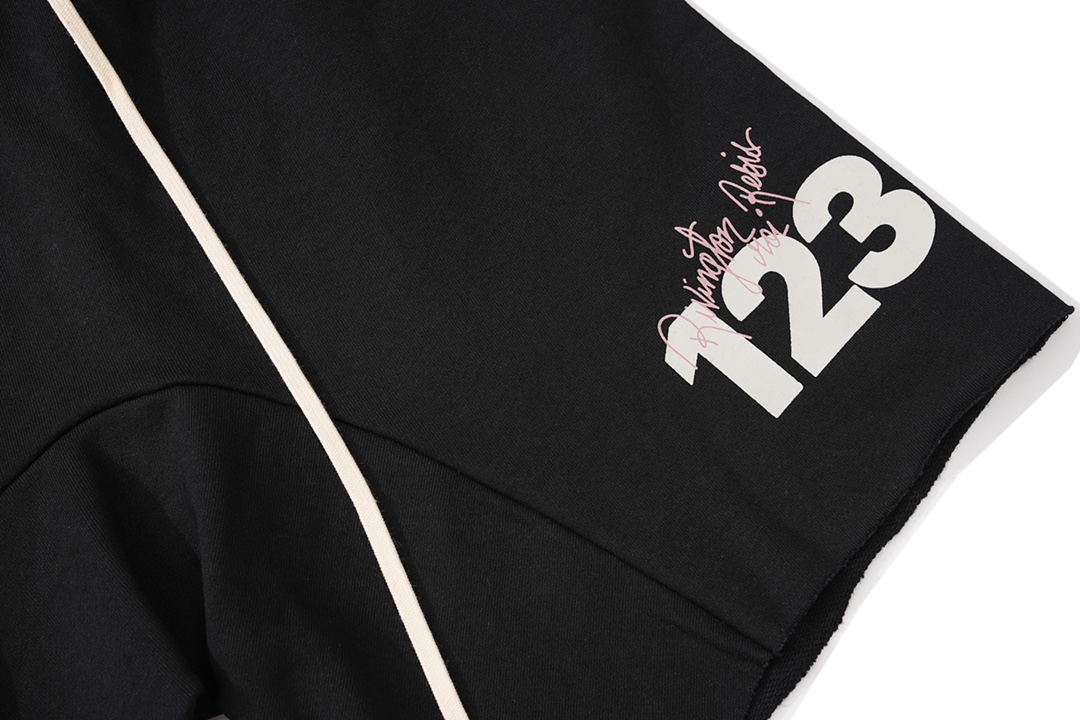 RRR-123 LOGO ALPHA NUMBER PRINT SHORTS