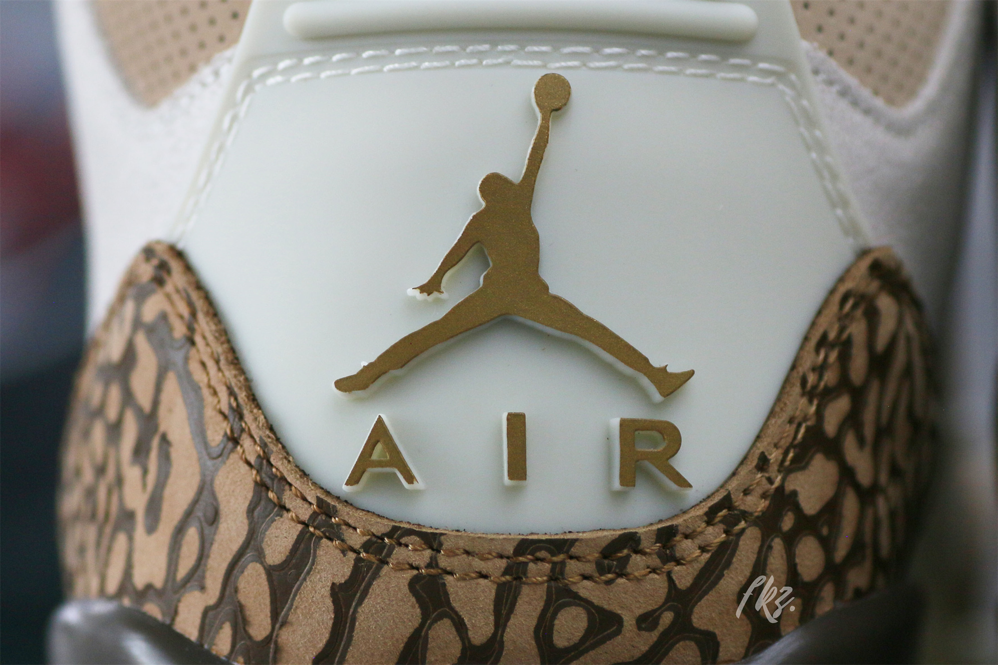 Air Jordan 3 Retro Palomino