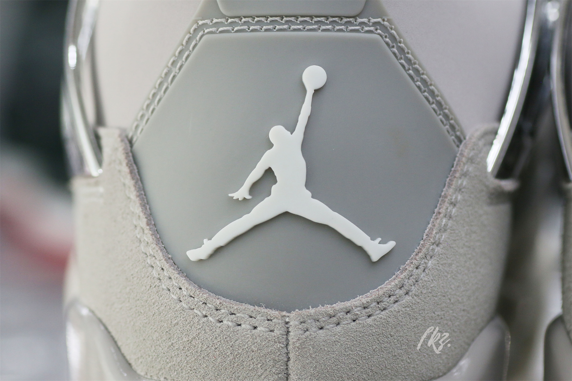 Air Jordan 4 “Frozen Moments”