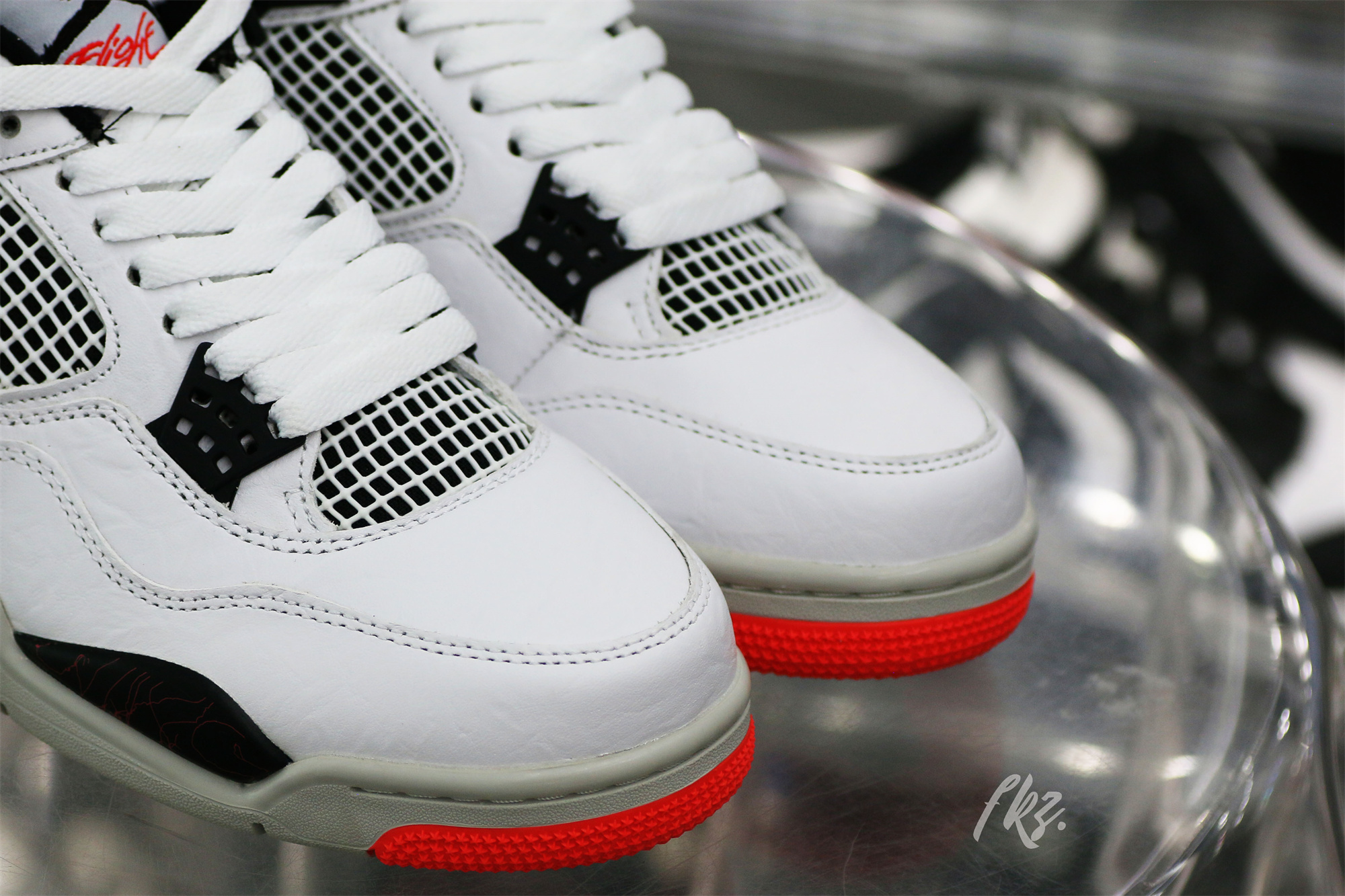 Air Jordan 4 Retro Flight Nostalgia