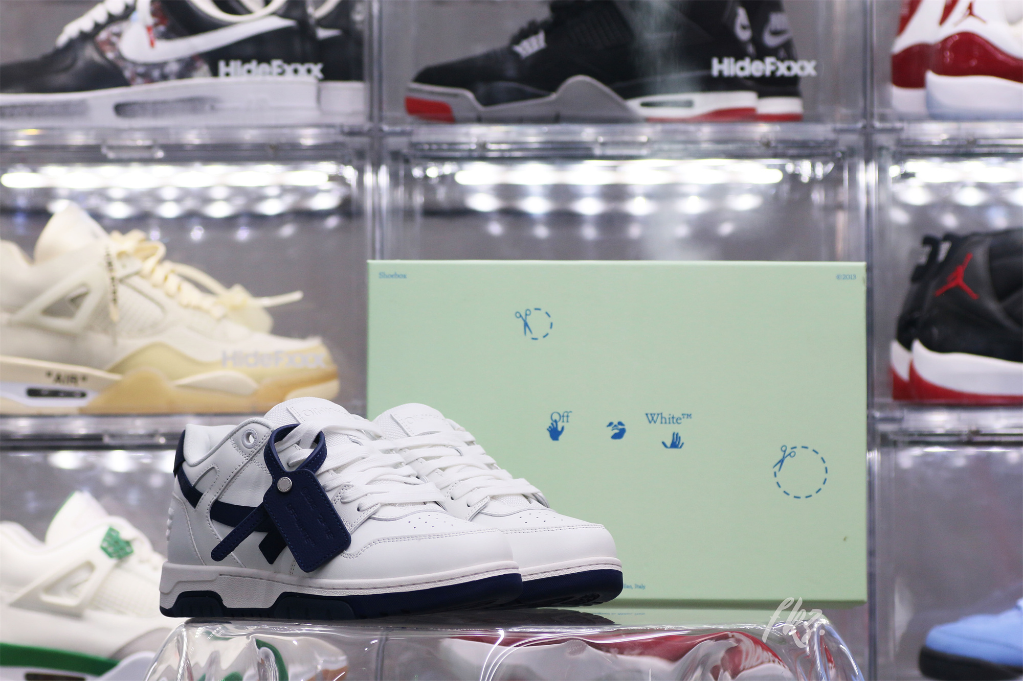 Off-White White Navy Blue Out Of Office Sneaker