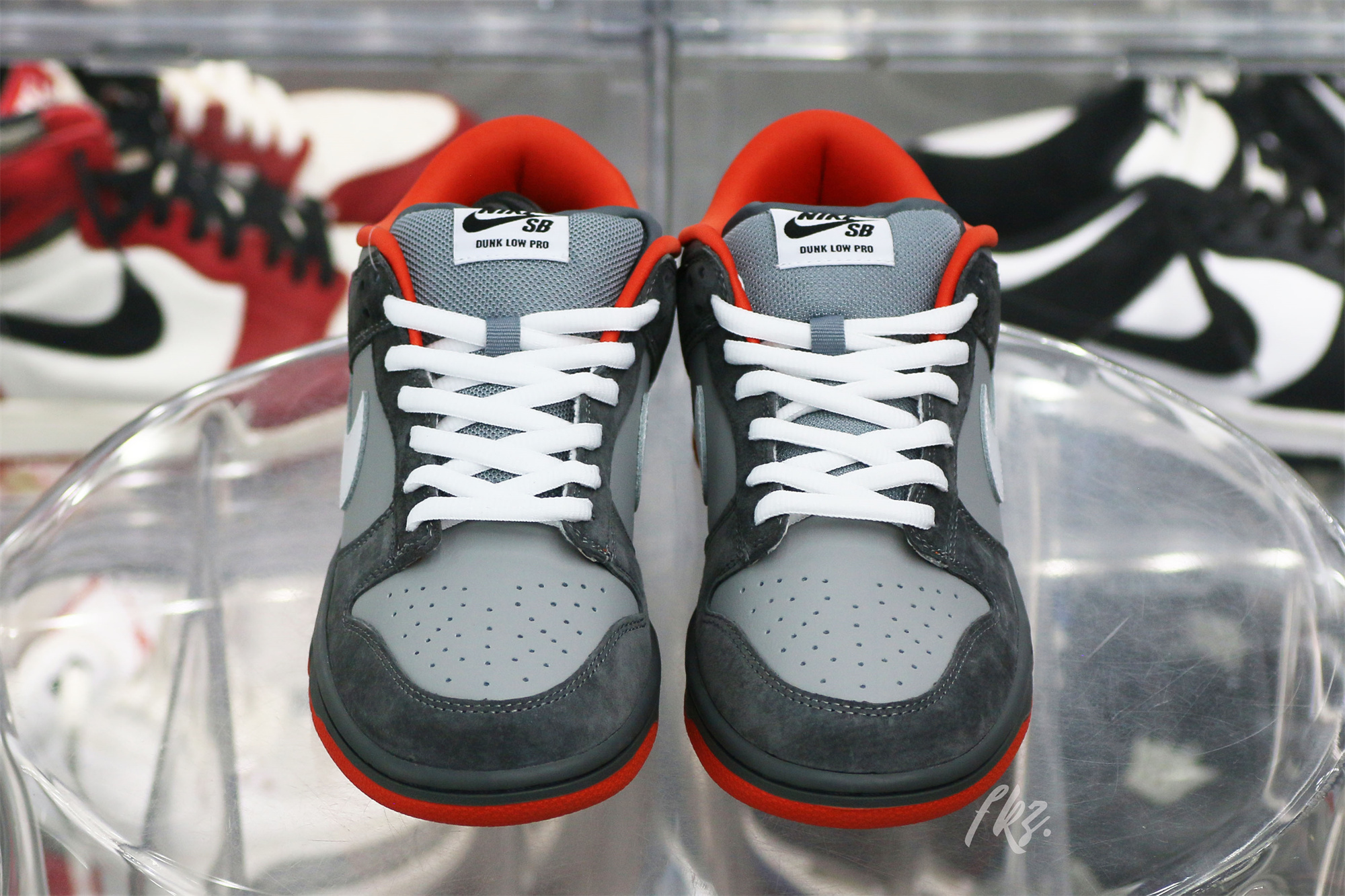 Jeff Staple X Dunk Low Pro SB Pigeon