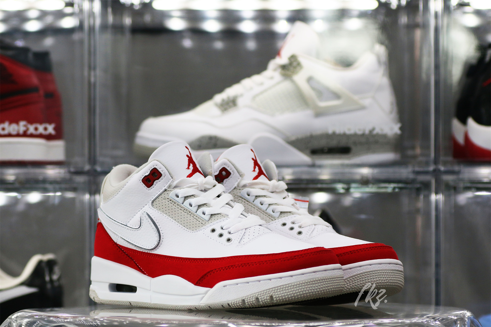 Air Jordan 3 Retro Tinker Air Max 1 – University Red