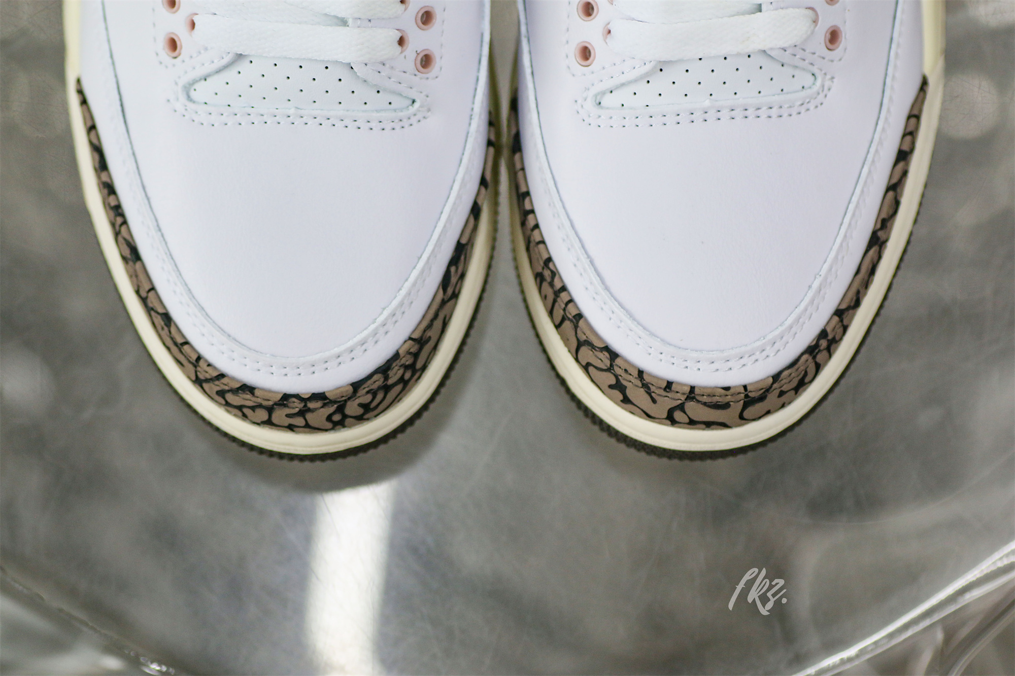 Air Jordan 3 Retro Neapolitan Dark Mocha