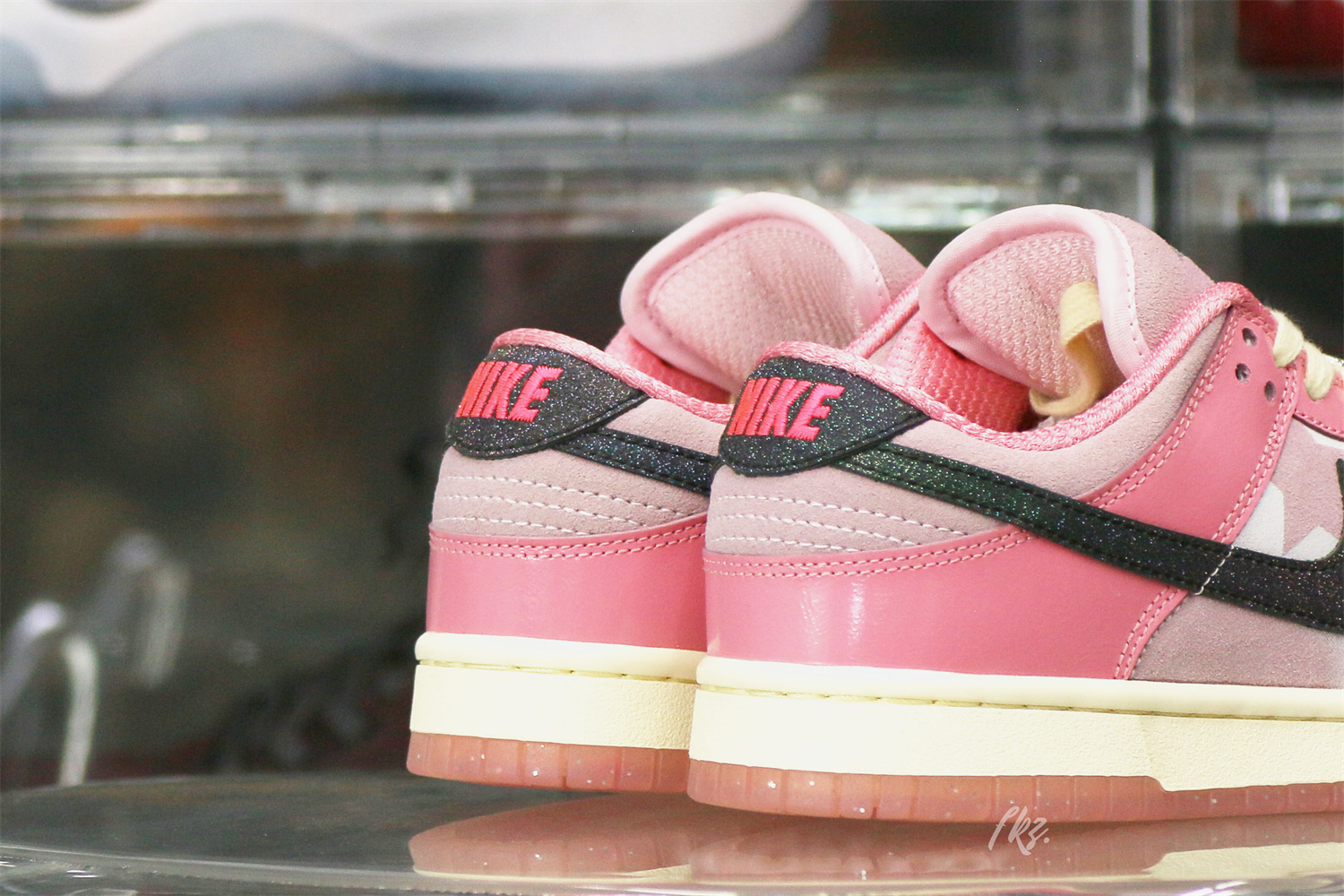 Nike Dunk Low LX Barbie (Women’s)