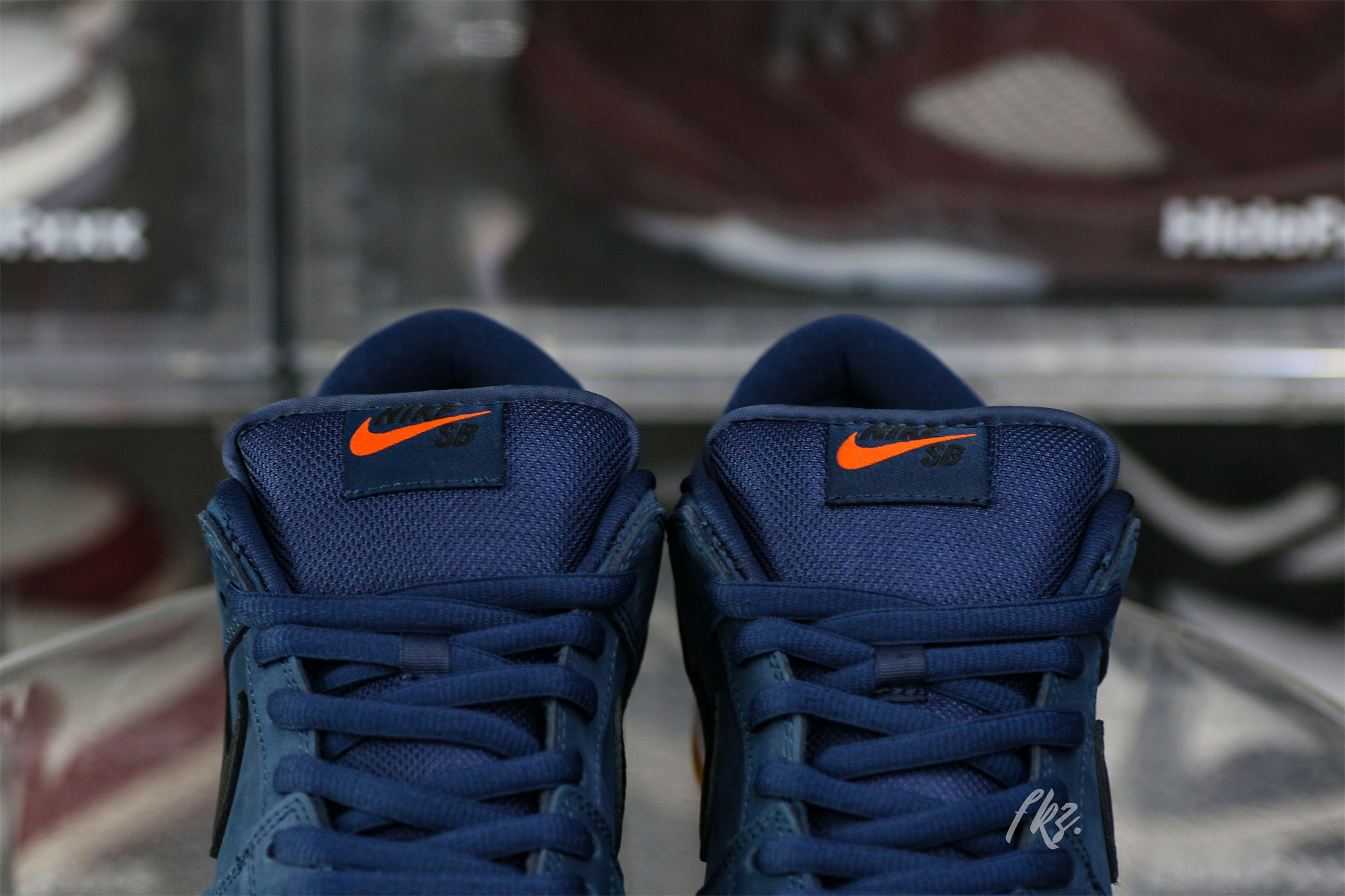 Dunk Low Pro ISO SB Navy Gum