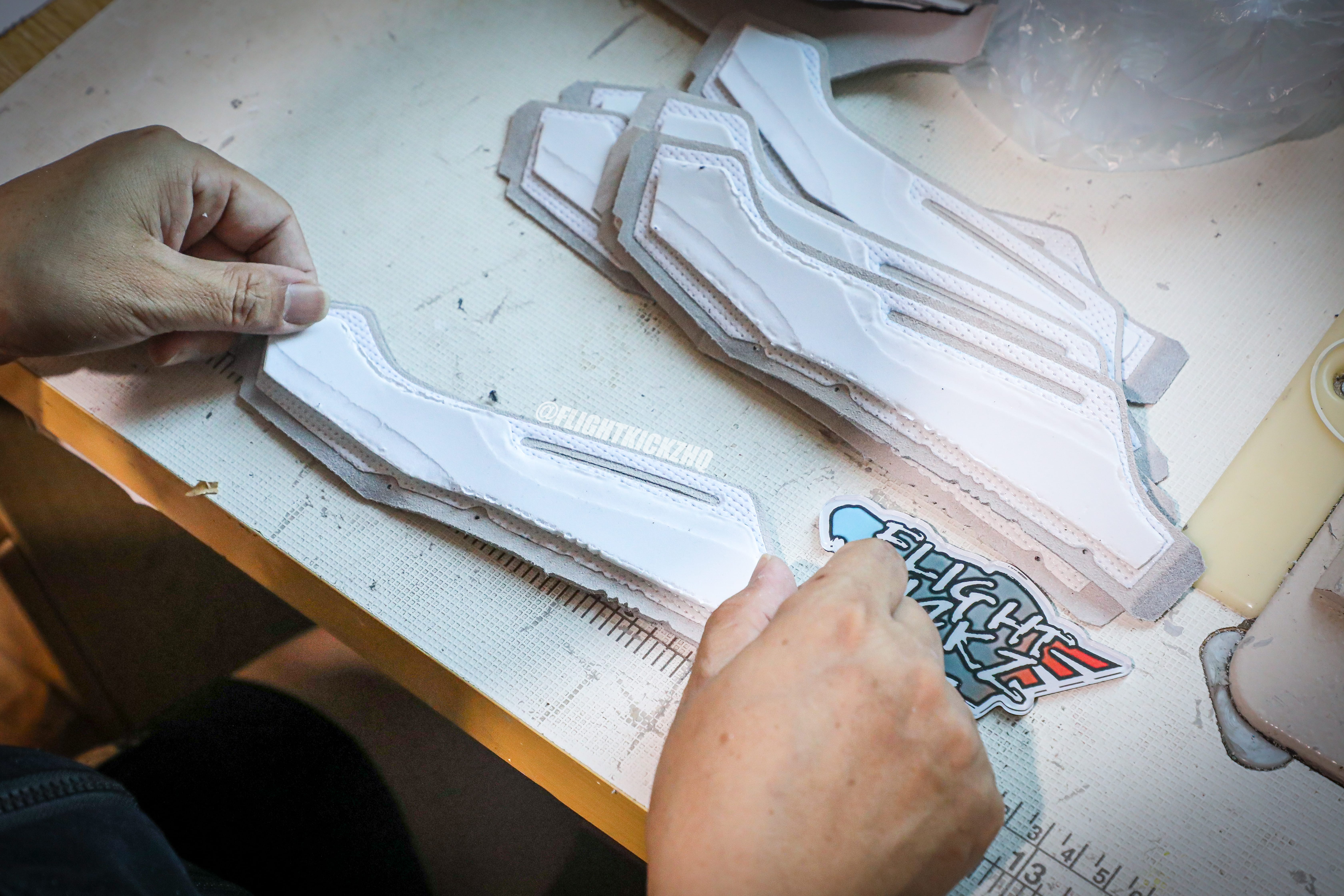 Air Jordan 4 “Frozen Moments”