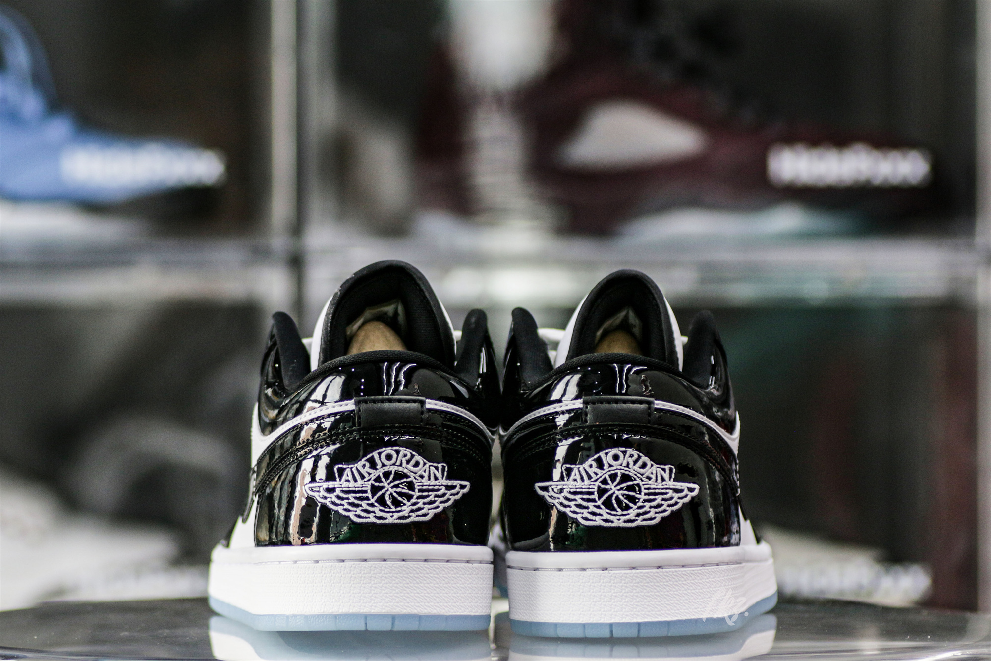 Air Jordan 1 Low SE Concord 2023