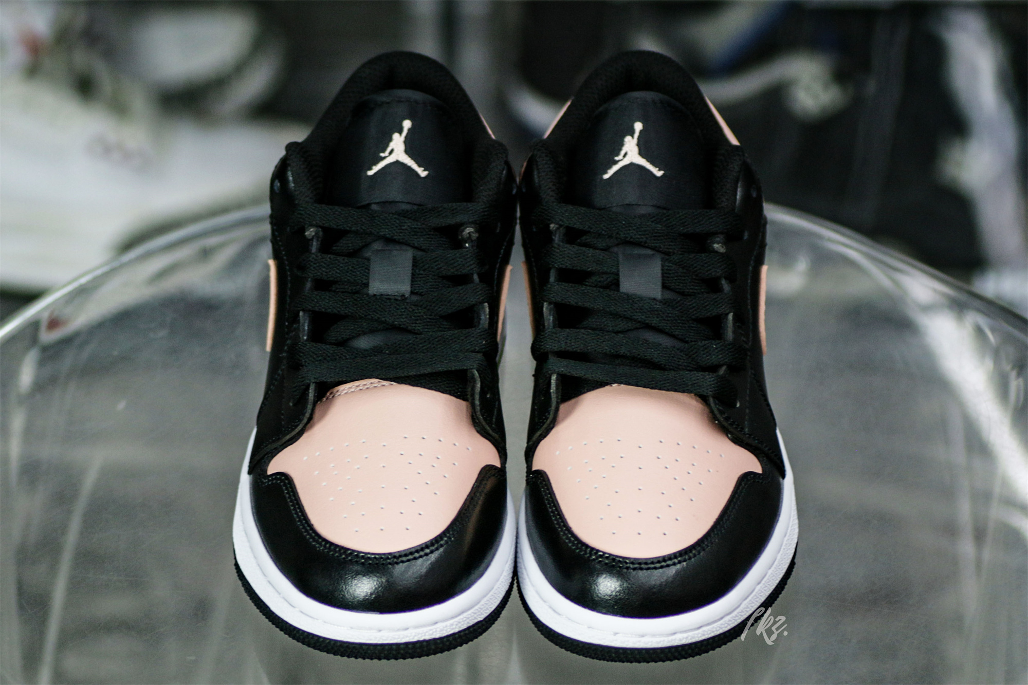 Air Jordan 1 Retro Low Crimson Tint 2021