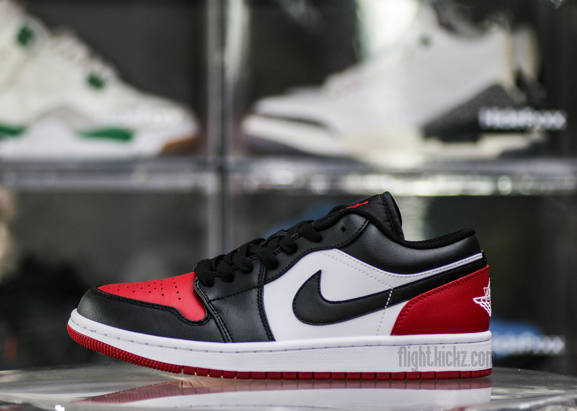 Air Jordan 1 Low Bred Toe 2.0（2023）