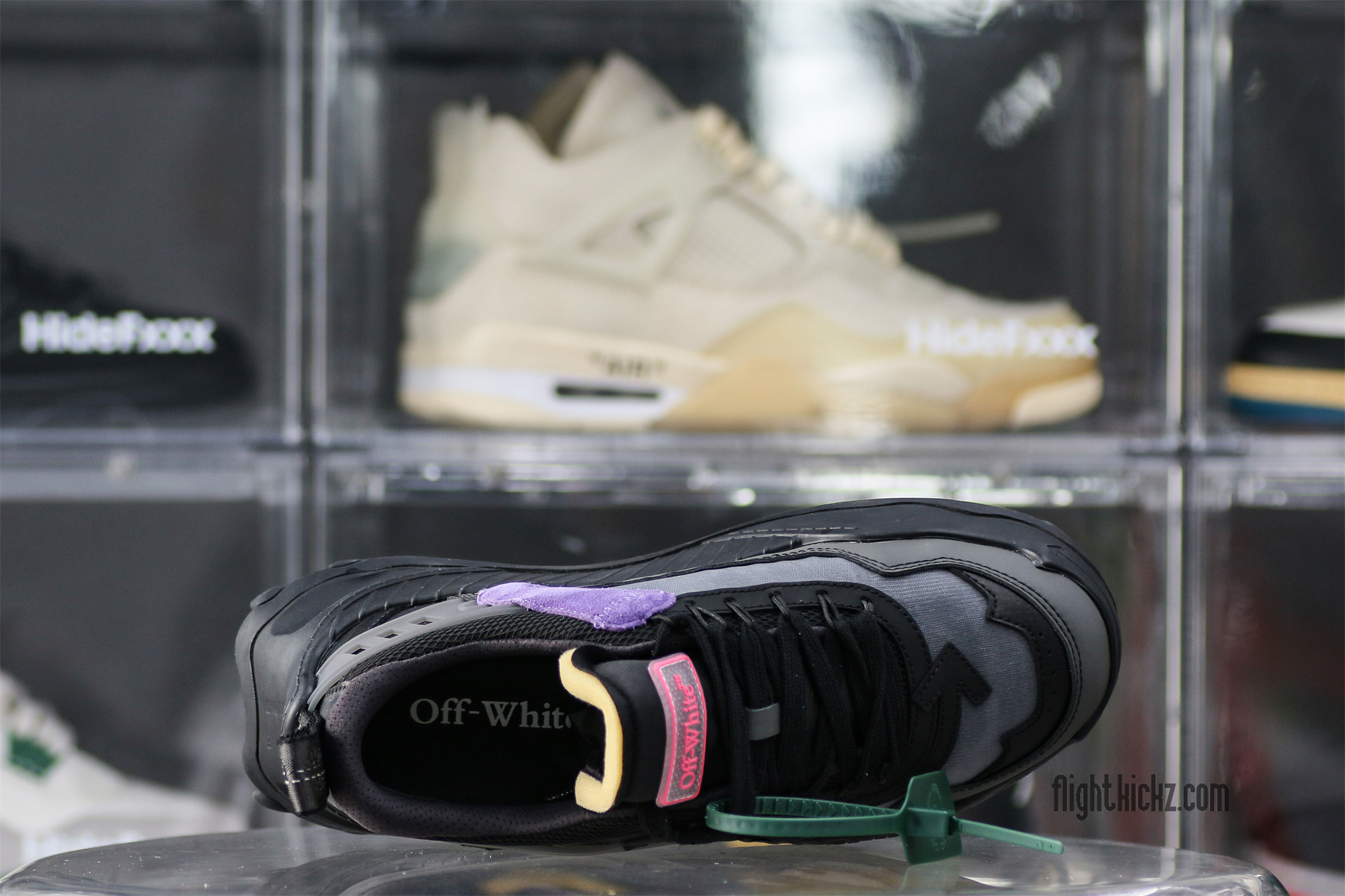 Off-White Odsy-1000 tech low top sneakers