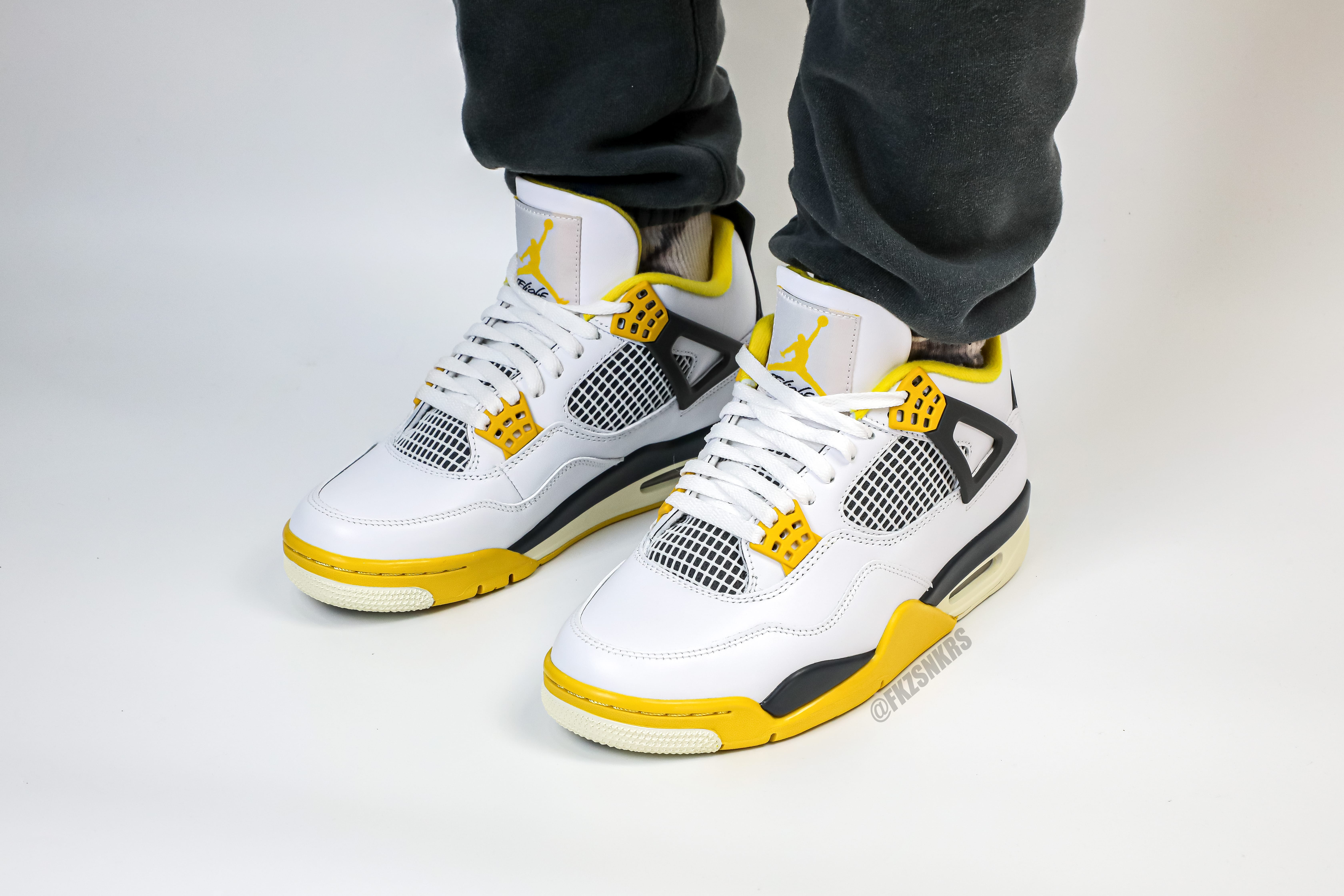 Air Jordan 4 “Vivid Sulfur” 2024 (Ln5 A1)