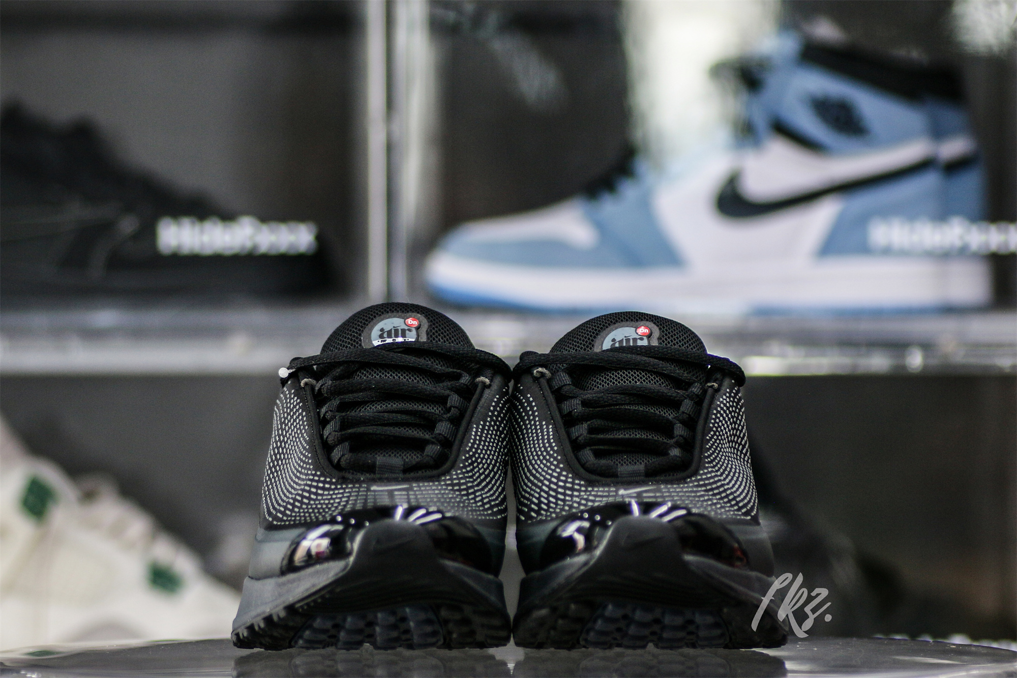 Nike Air Max Dn Black Metallic