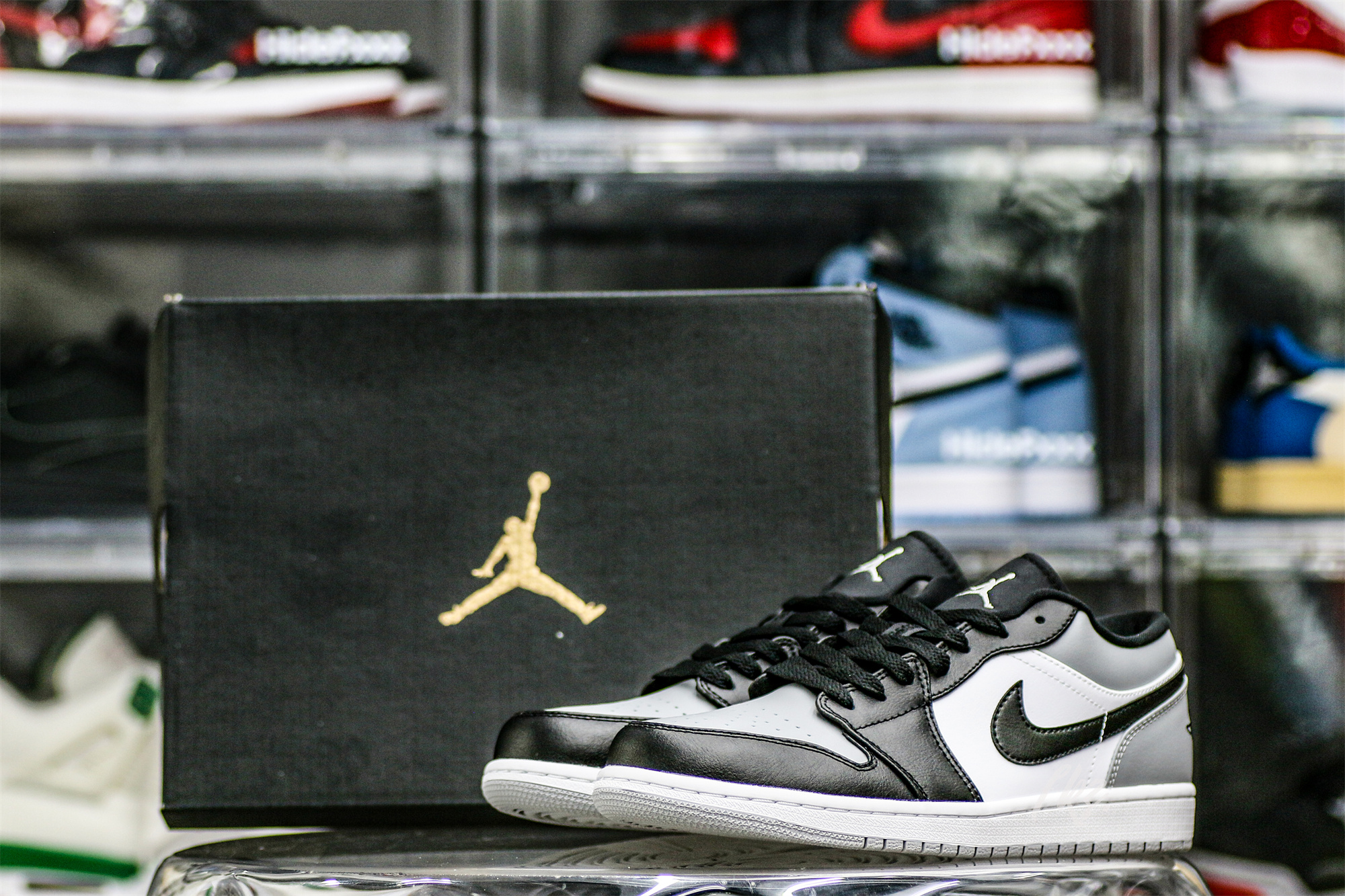 Air Jordan 1 Low Shadow Toe