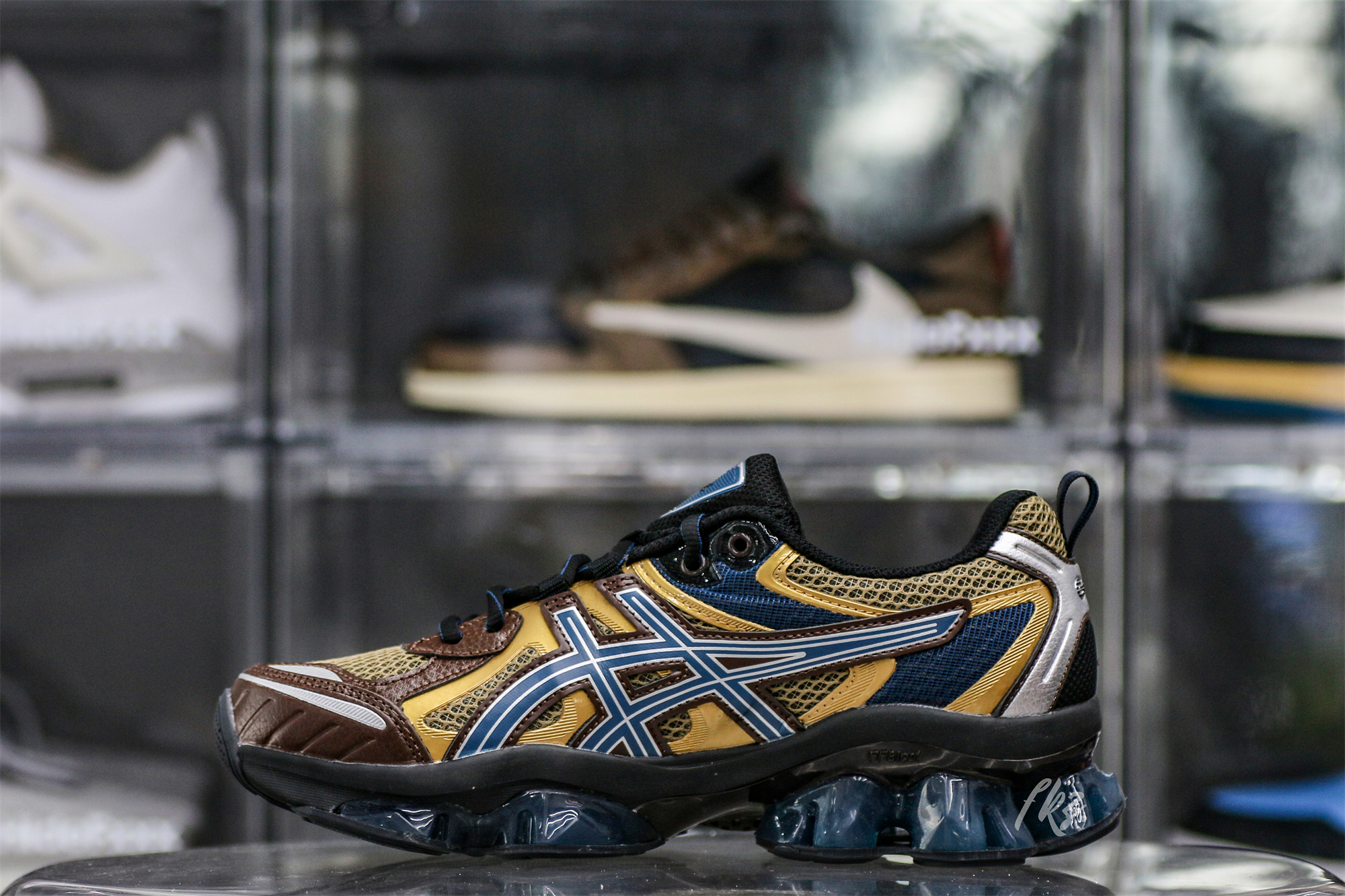 Gel Quantum Kinetic Dark Auburn Light Indigo