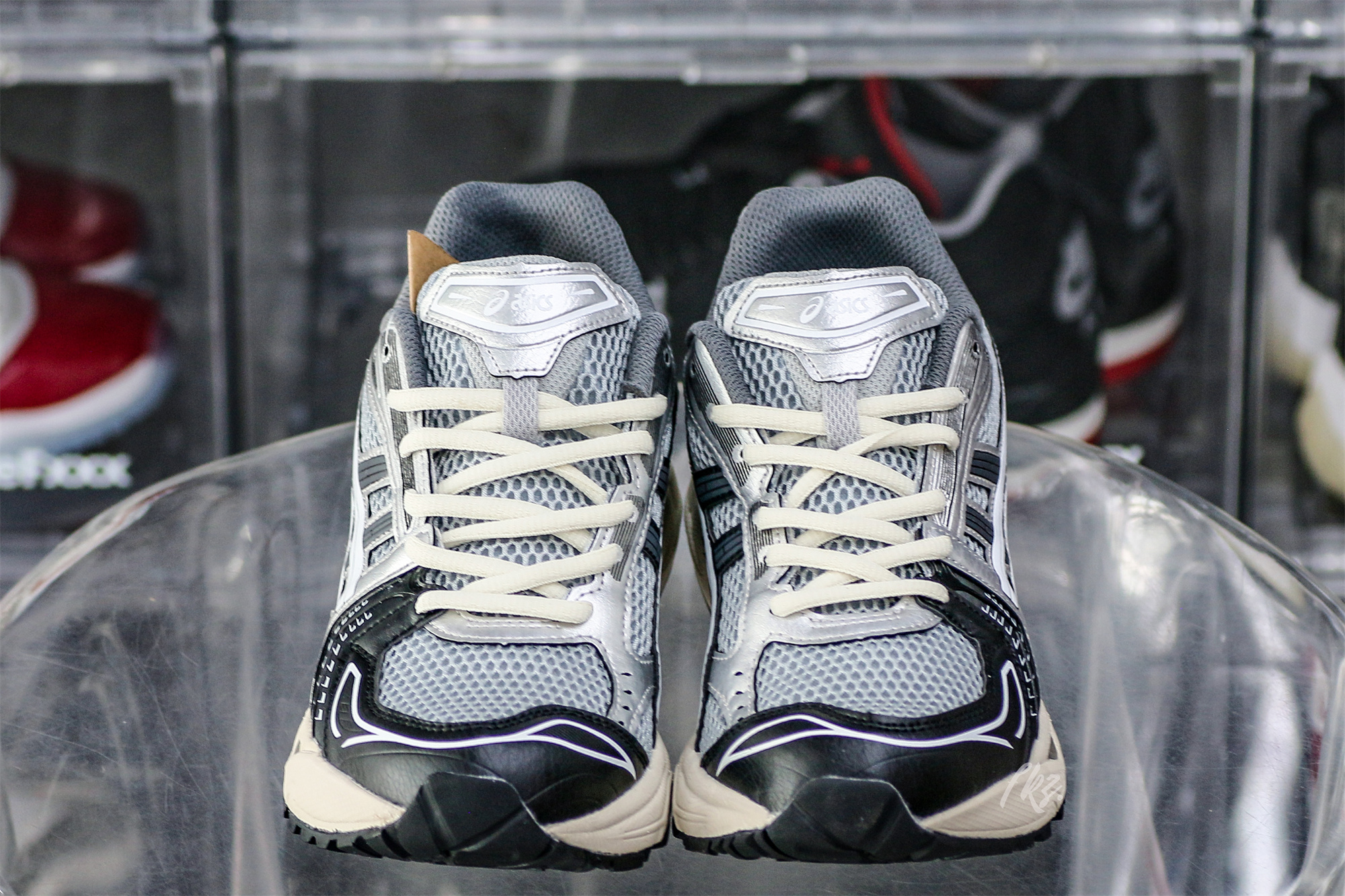 Gel Kayano 14 Black Glacier Grey Silver 2023