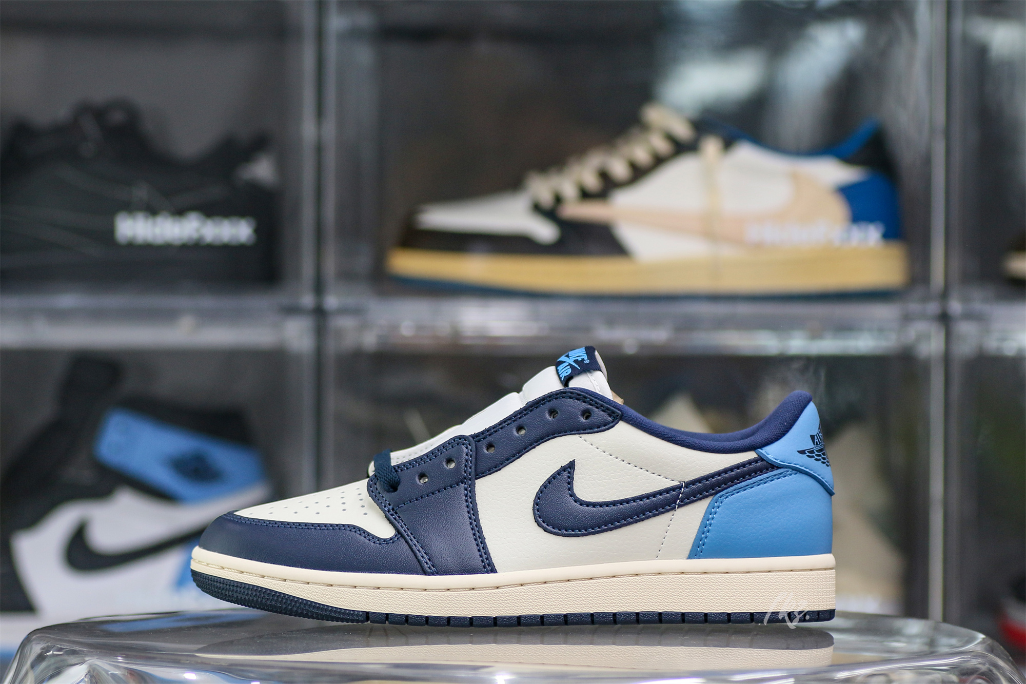 Air Jordan 1 Low OG “Obsidian” UNC 2025