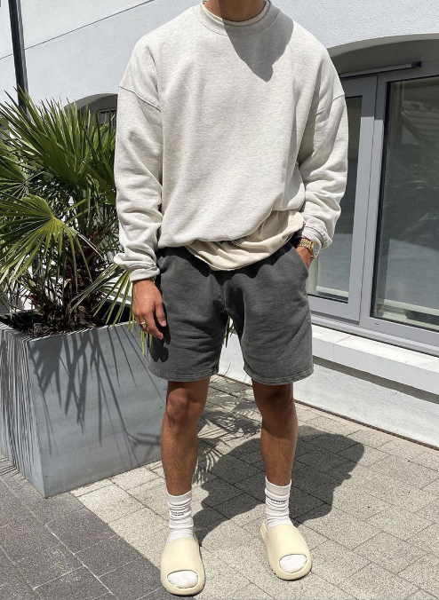 R3present x FOG Washed Solid Color Bermuda Shorts