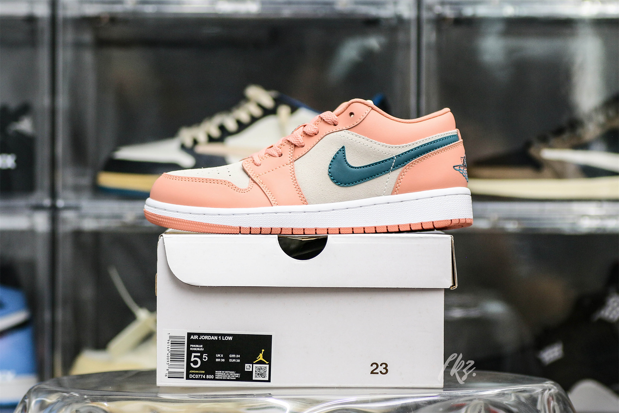 Wmns Jordan 1 Low Light Madder Root