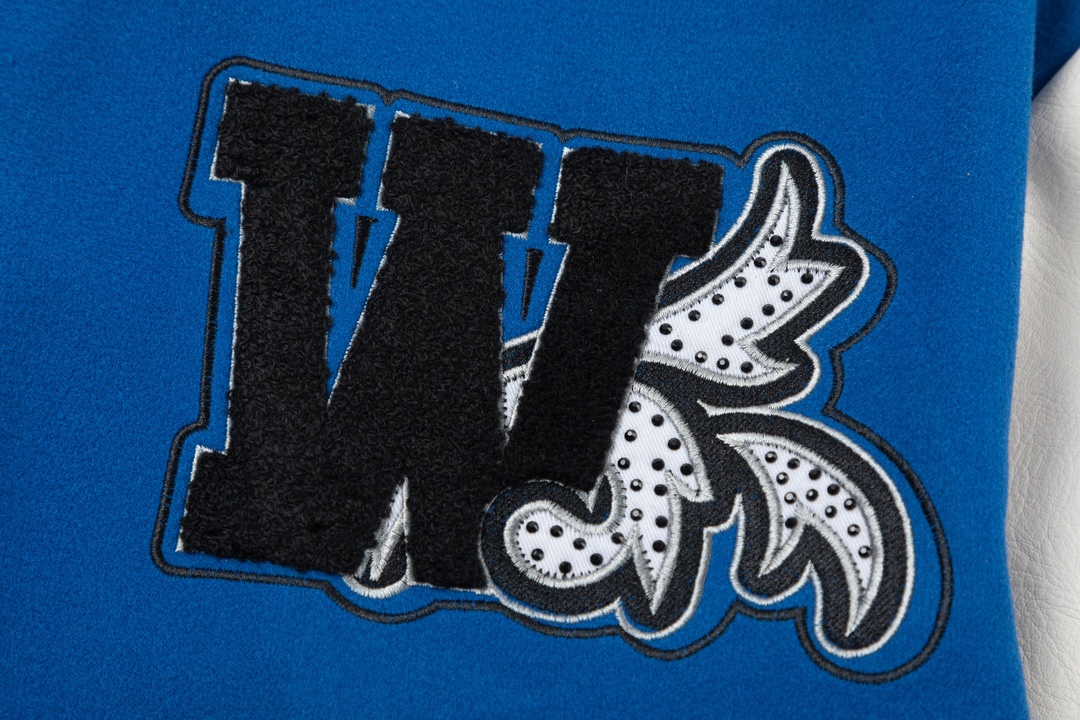 Off-White 2024 Fall/Winter new heavy embroidery rhinestone patchwork leather varsity jacket in blue, unisex