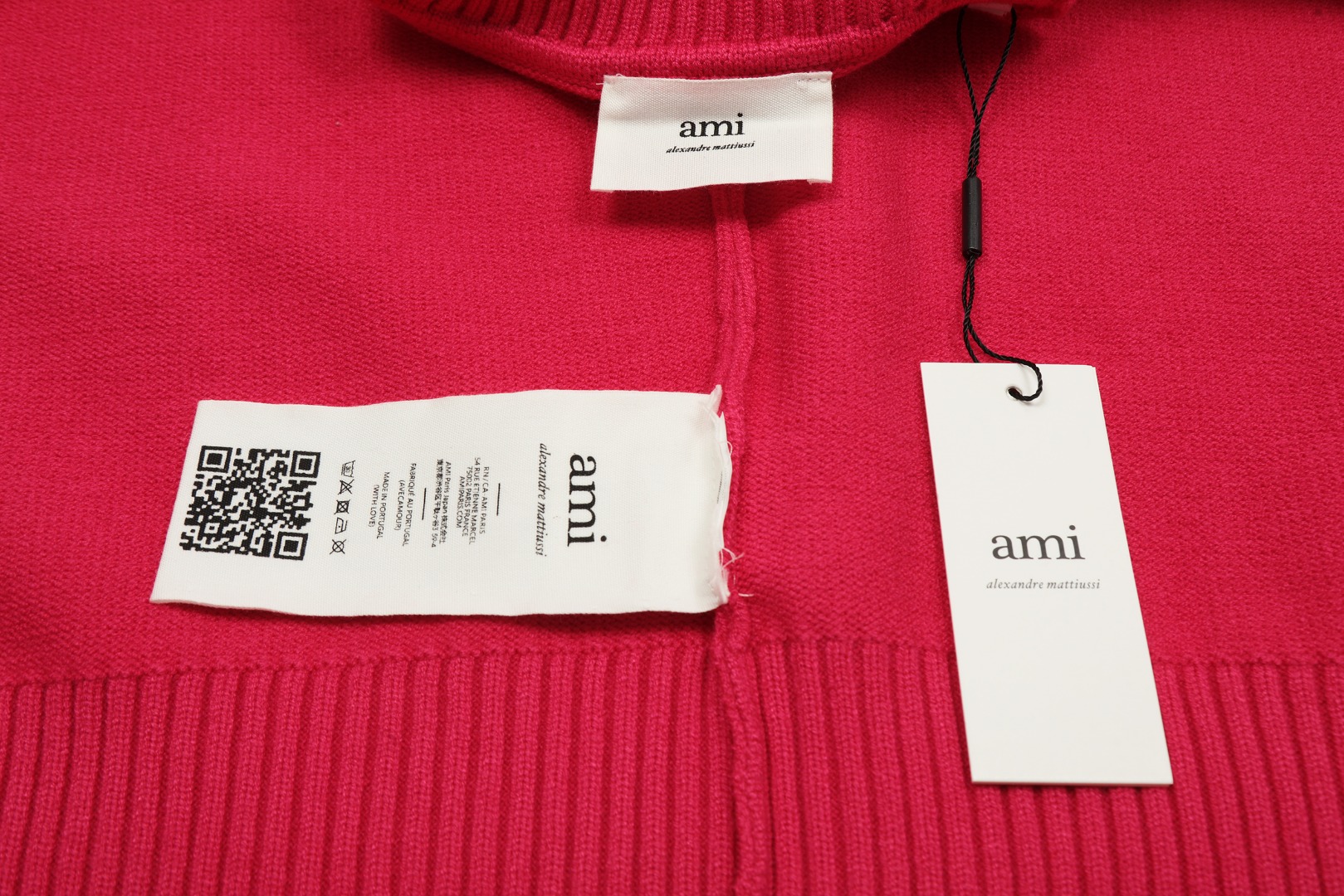 Am1 2024SS classic red jacquard big heart turtleneck sweater